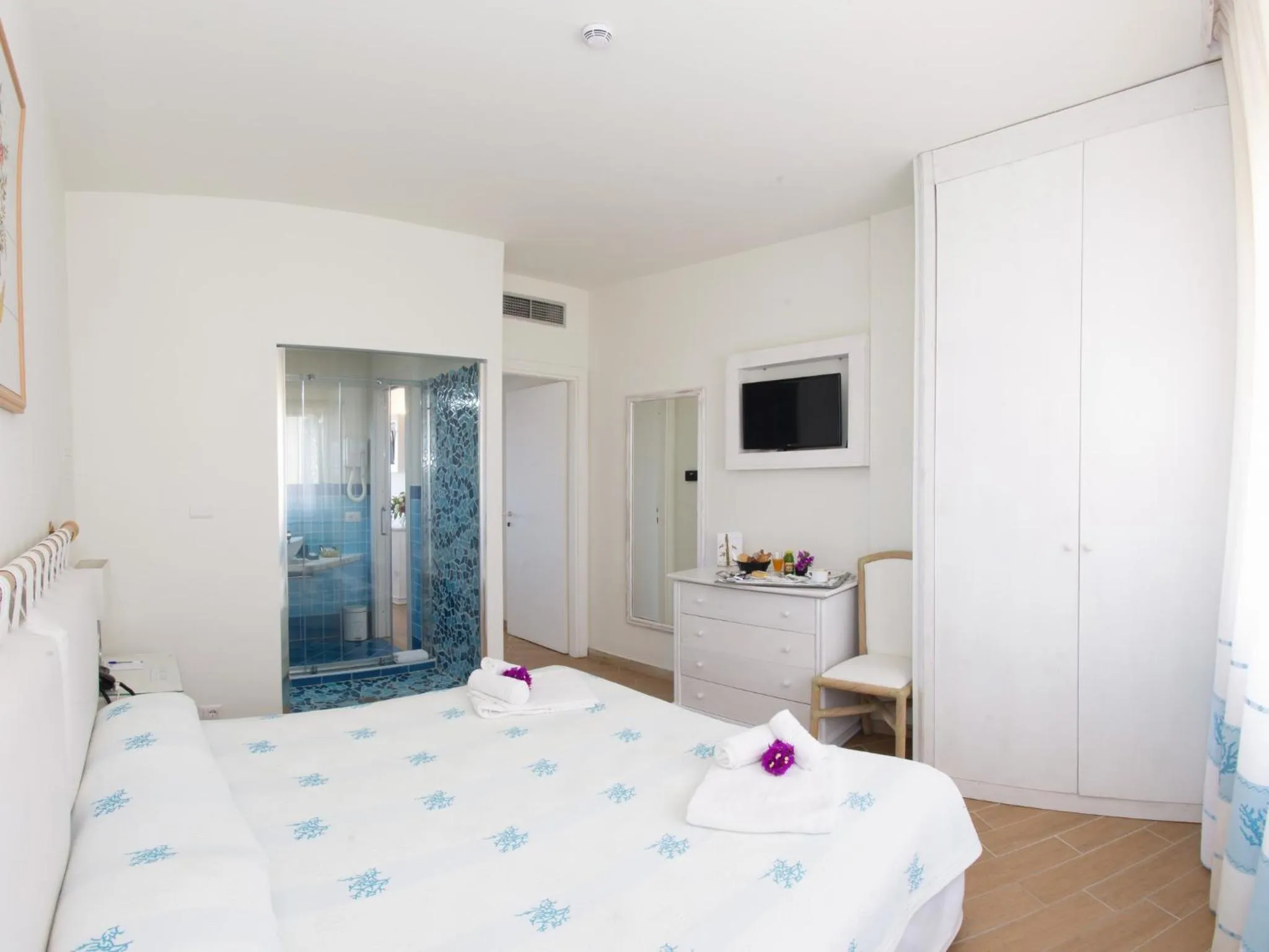 Bedroom, Bed in Hotel Palau