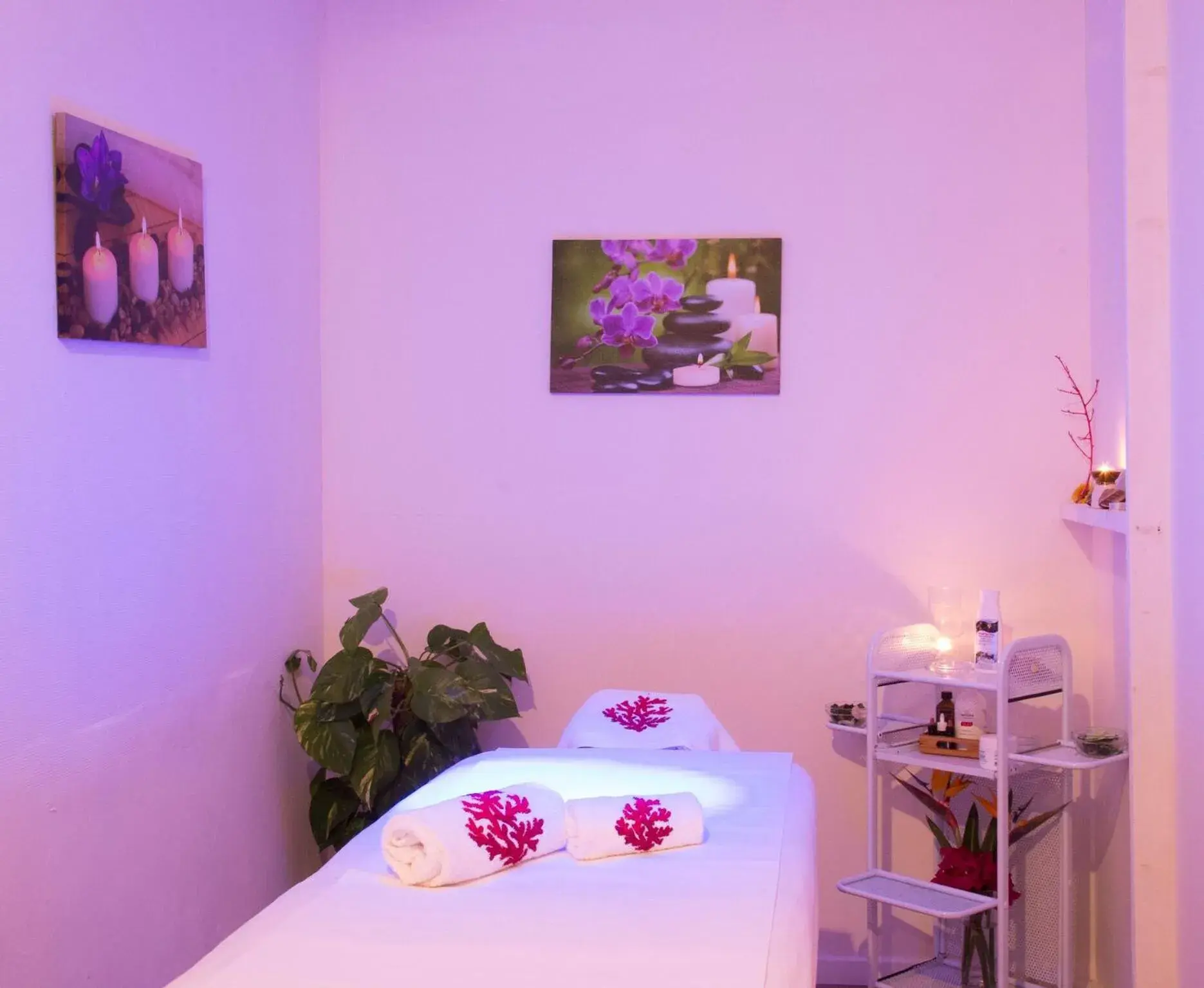 Spa and wellness centre/facilities in Hotel Palau Spa and wellness centre/facilities in Hotel Palau