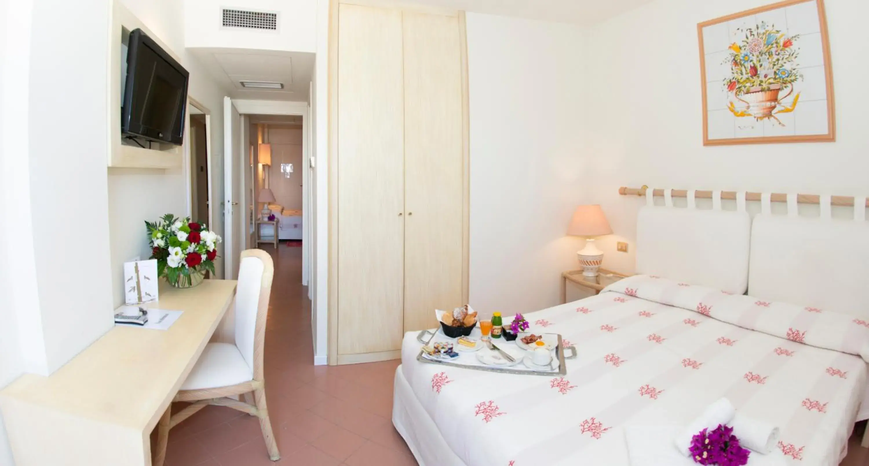 Bedroom, Bed in Hotel Palau Bedroom, Bed in Hotel Palau