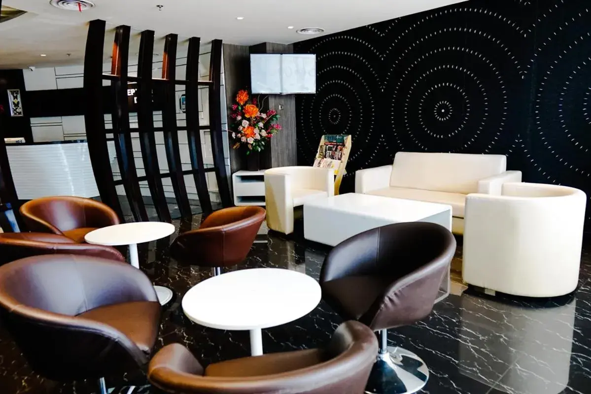 Empress Hotel Makassar City Center by LIFE Empress Hotel Makassar City Center by LIFE