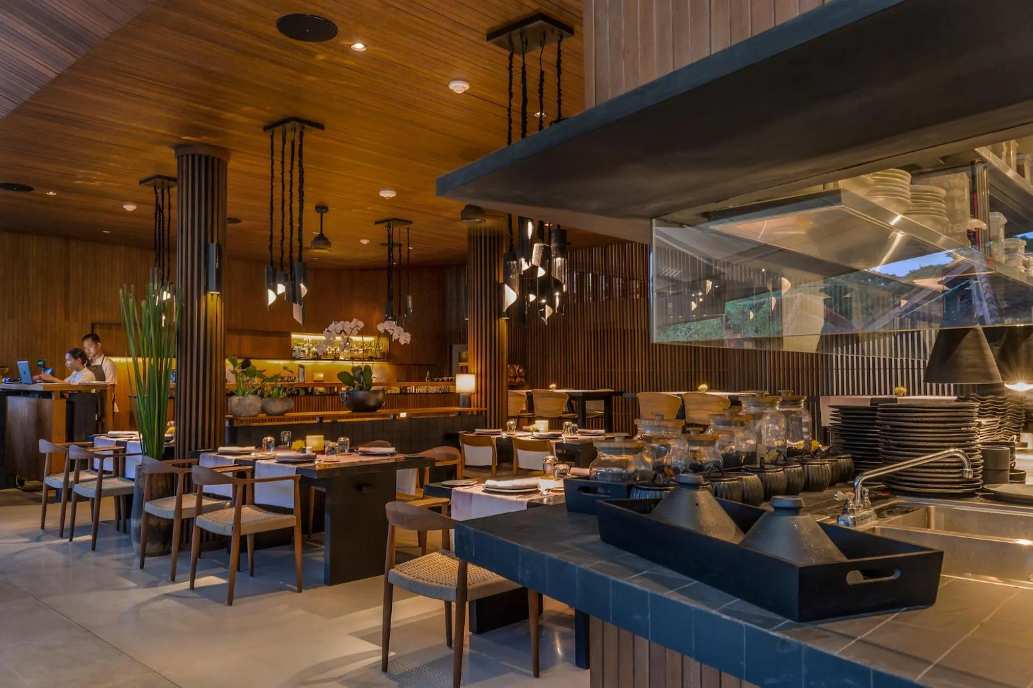 Restaurant/places to eat in Bisma Eight Villas