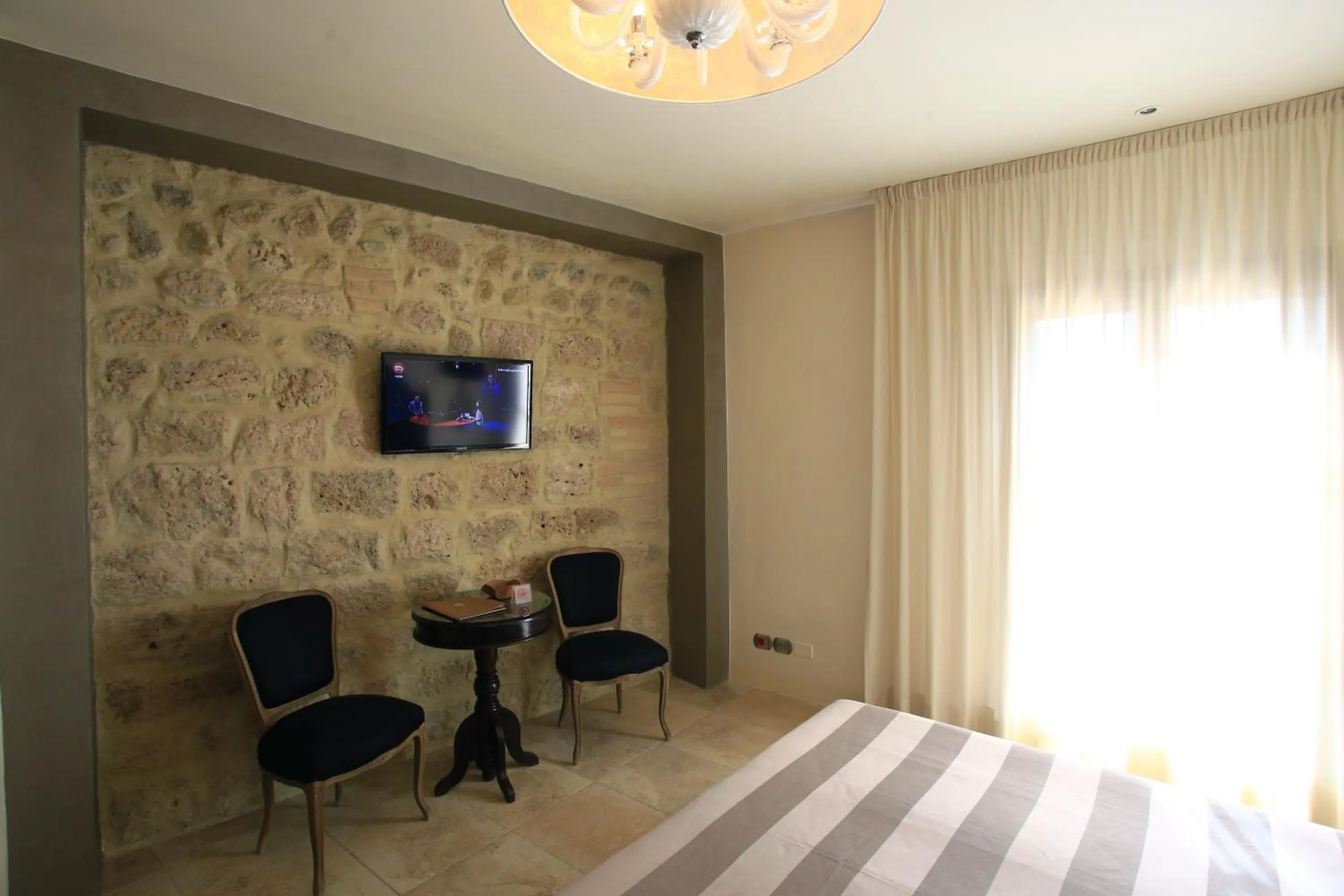 Photo of the whole room in Molino Di Foci