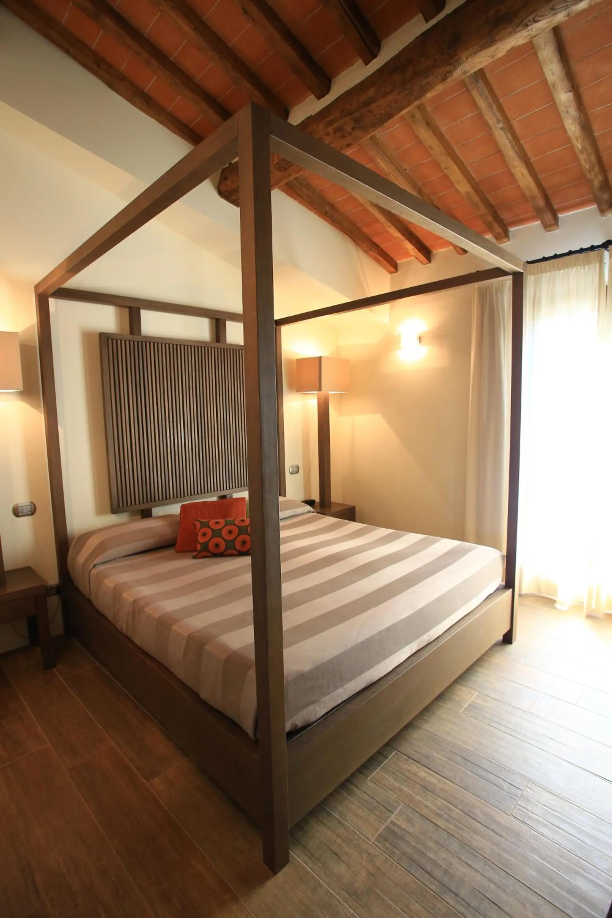 Photo of the whole room, Bed in Molino Di Foci
