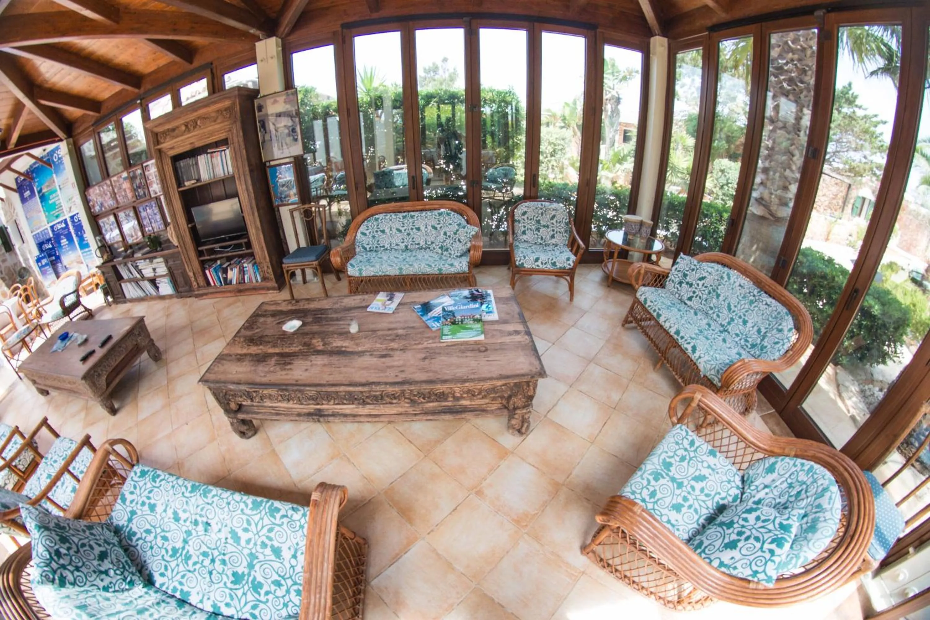 Communal lounge/ TV room in Cupola Bianca Resort