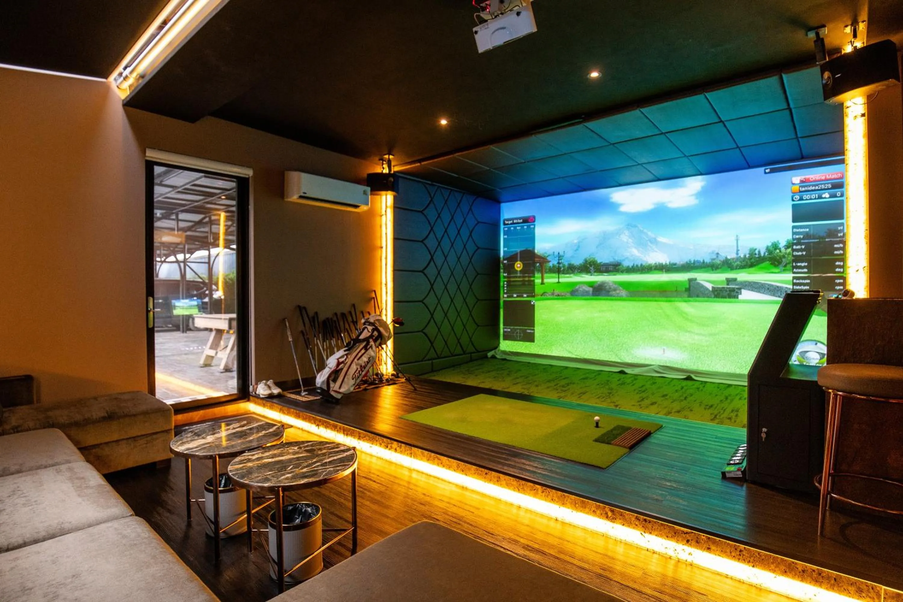 Golfcourse in The One Smart Living