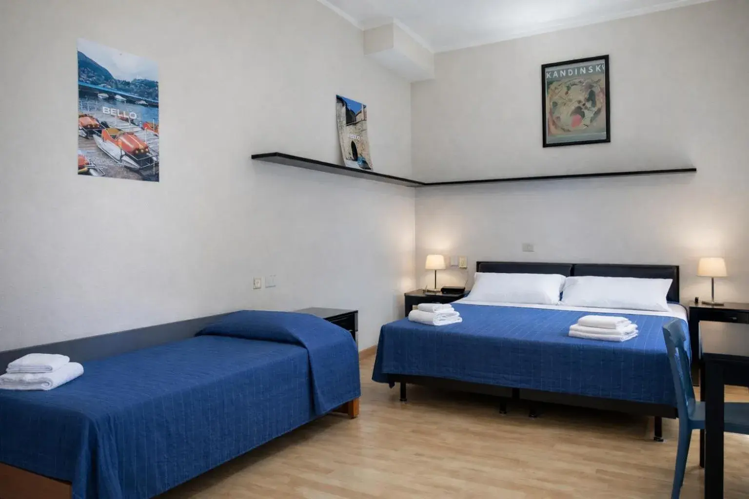 Bed in Hotel Britannia Bed in Hotel Britannia