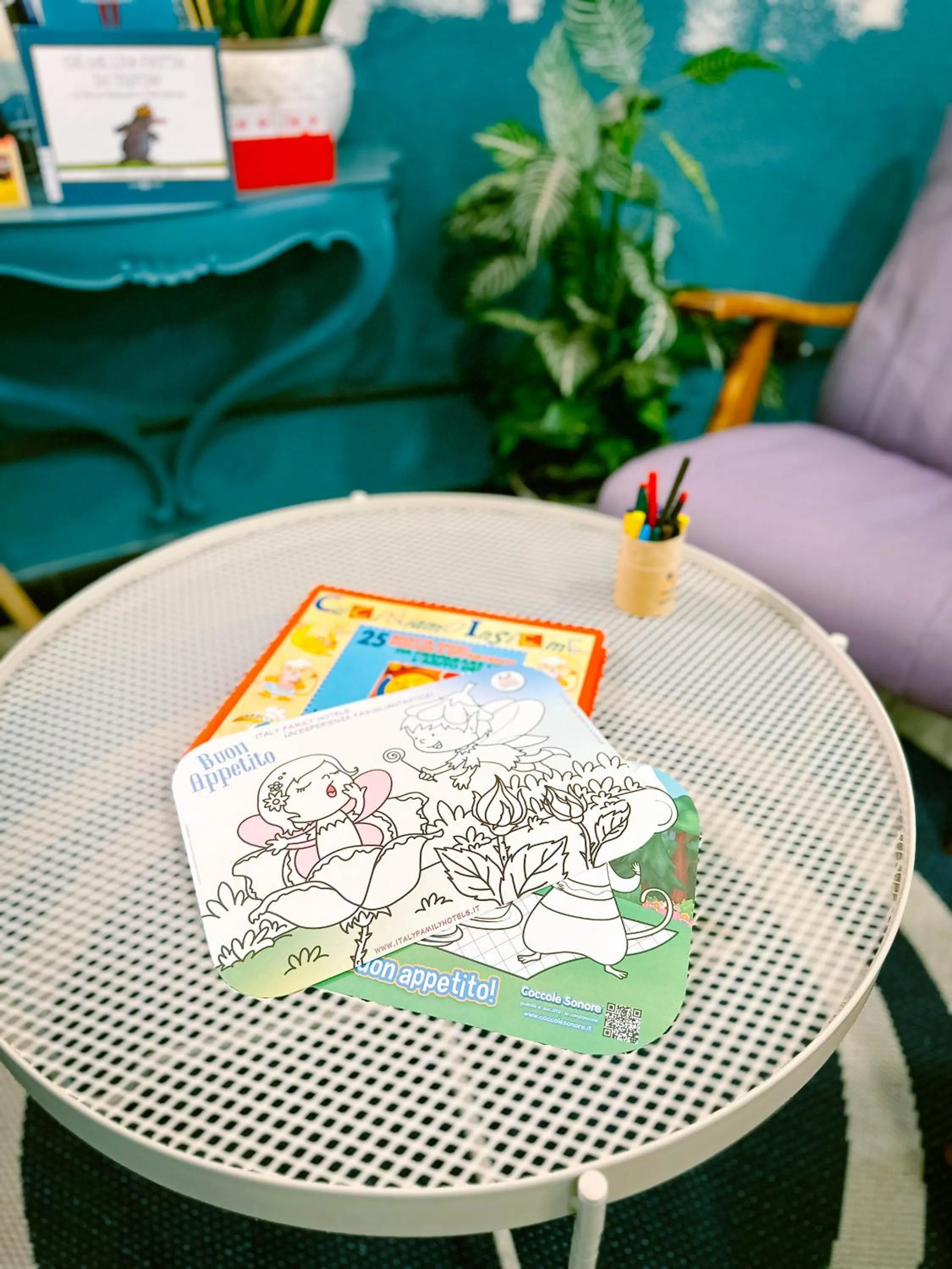 children in Hotel Britannia