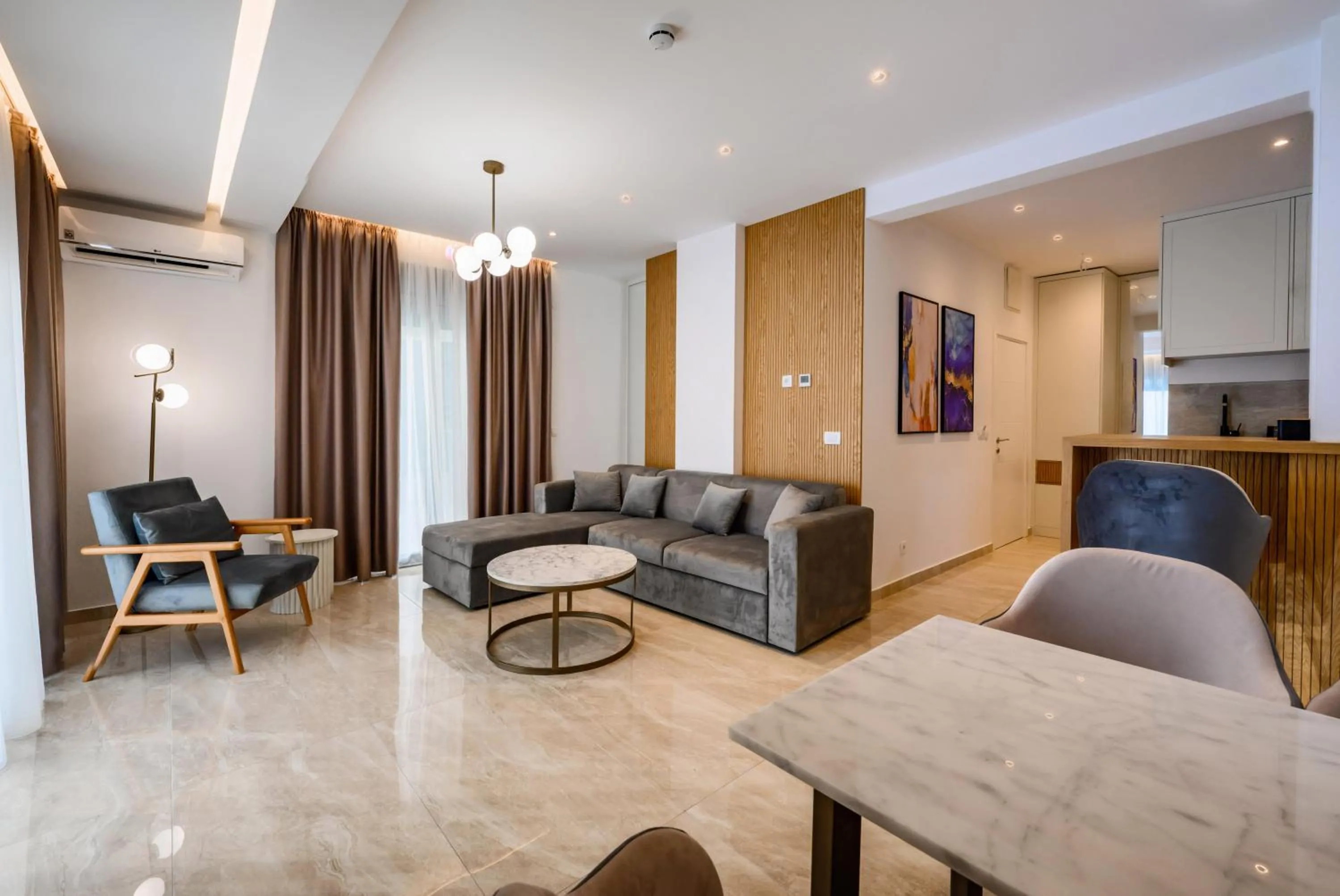 G Star Hotel