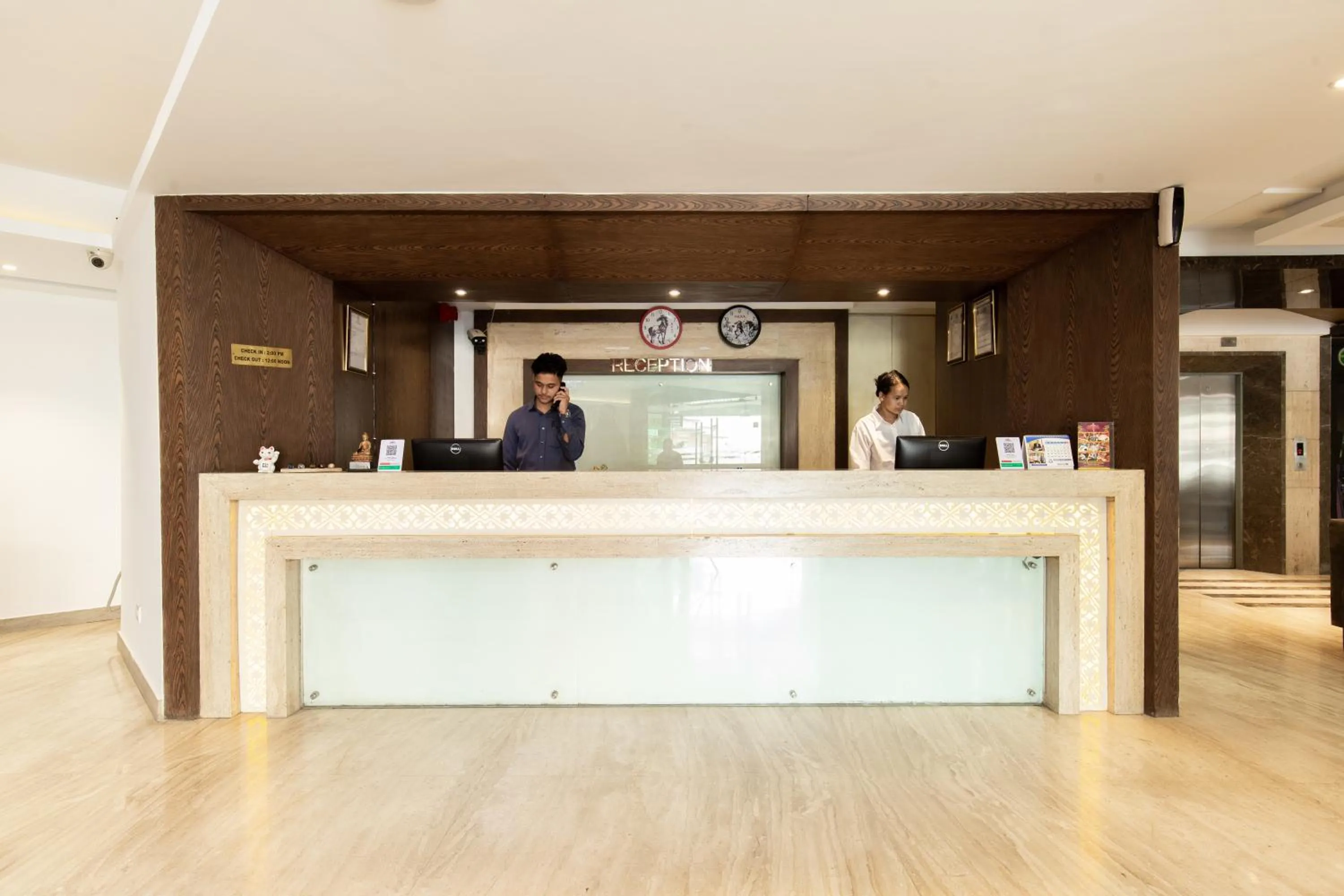 Lobby or reception in Mahabir Palace