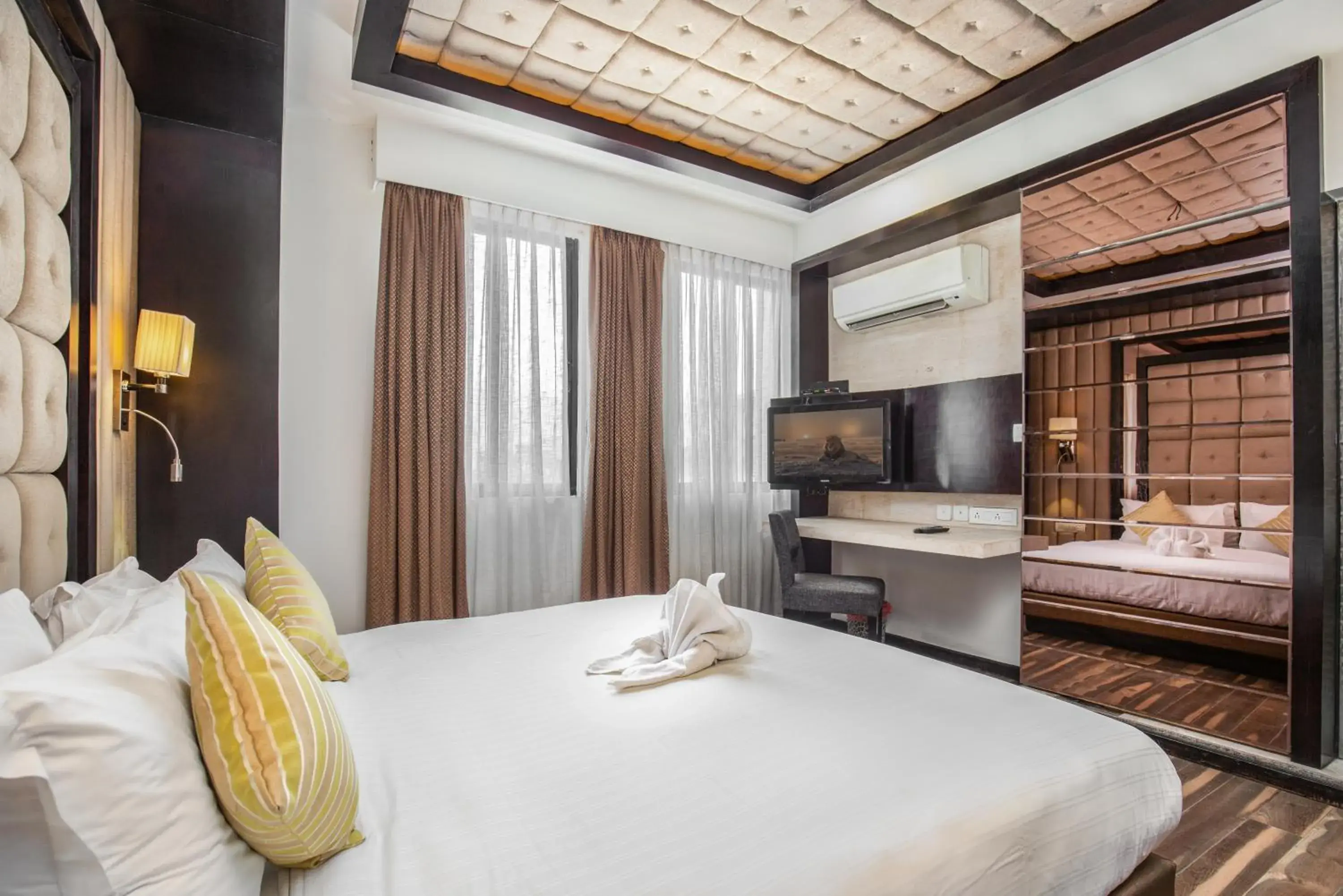 Bed in Mahabir Palace Bed in Mahabir Palace