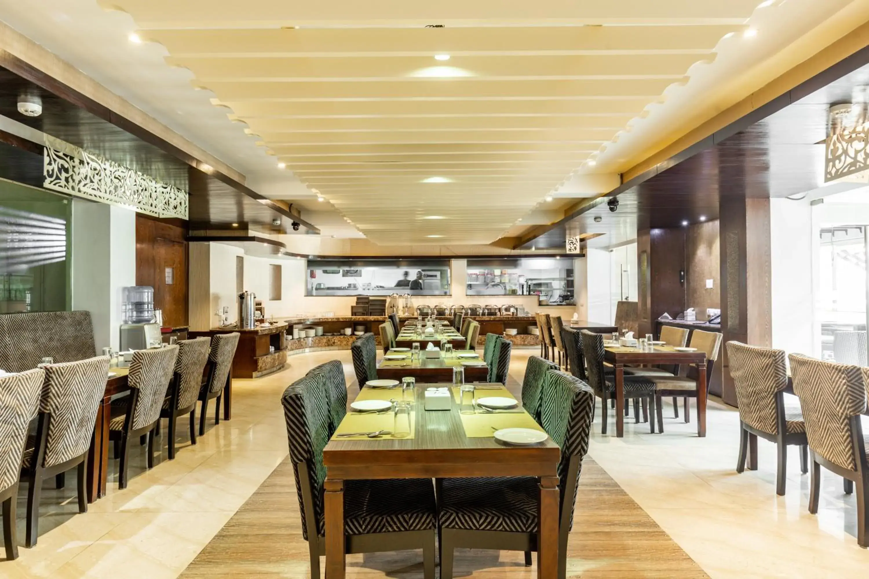 Restaurant/places to eat in Mahabir Palace Restaurant/places to eat in Mahabir Palace