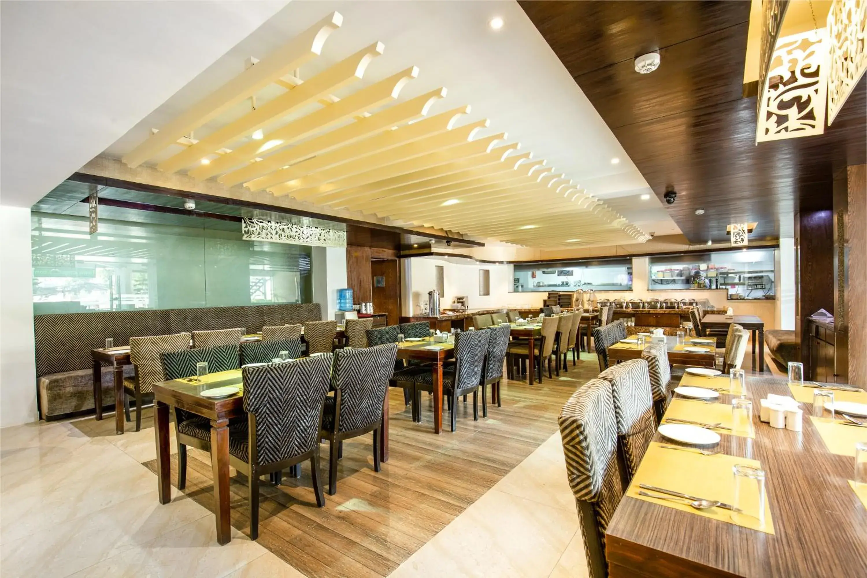 Restaurant/places to eat in Mahabir Palace Restaurant/places to eat in Mahabir Palace