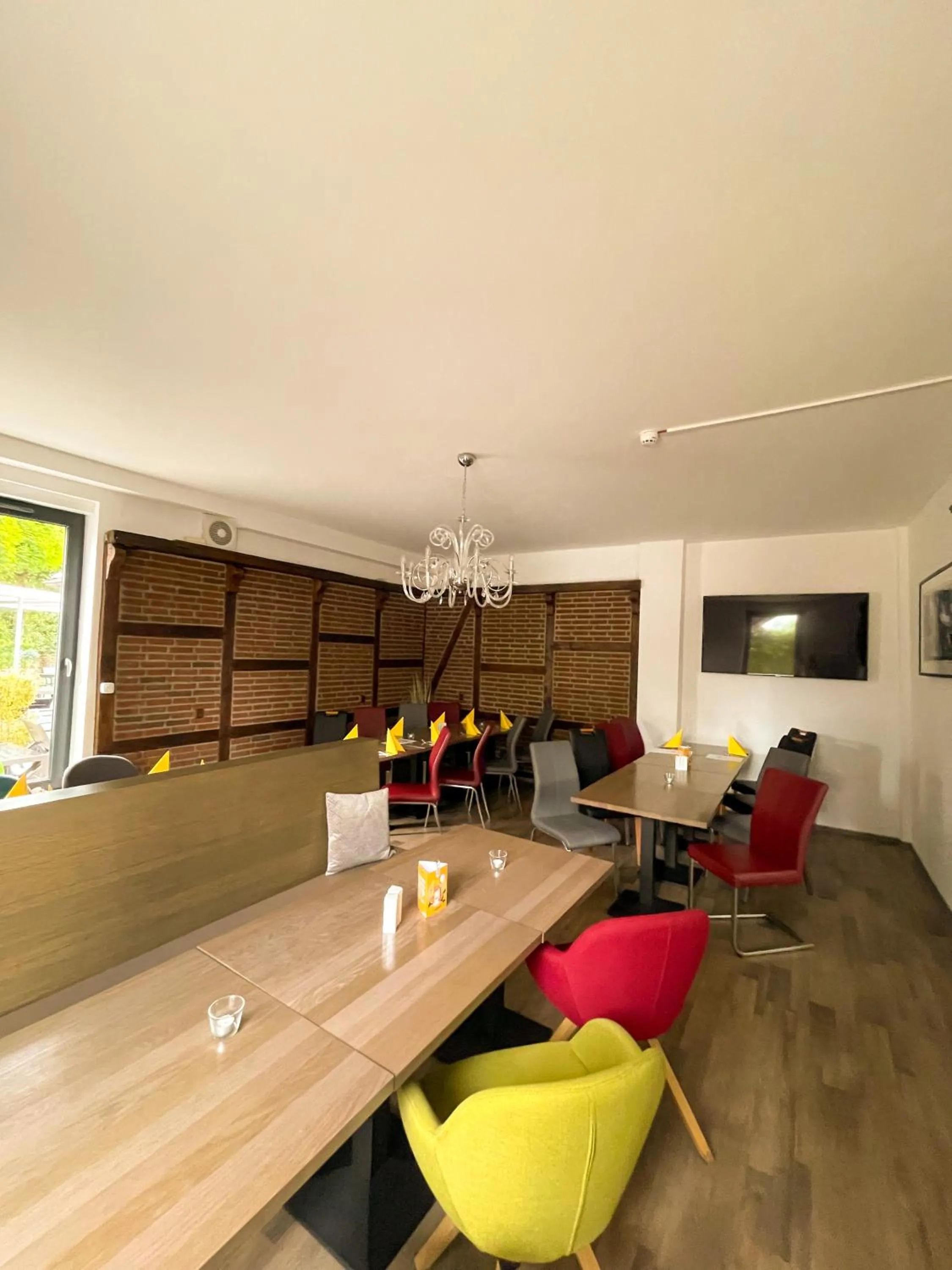 Restaurant/places to eat in Hotel Kronenkurve