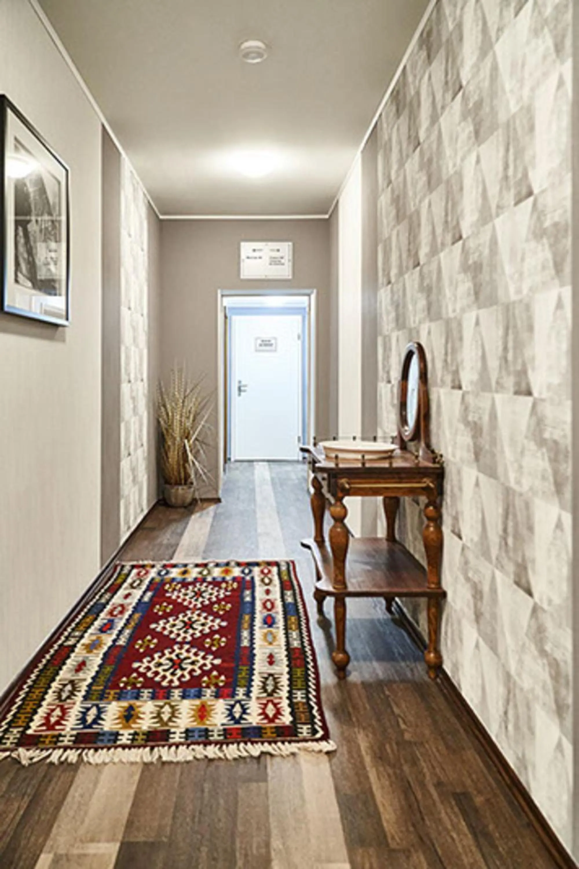 Property building in Hotel Kronenkurve