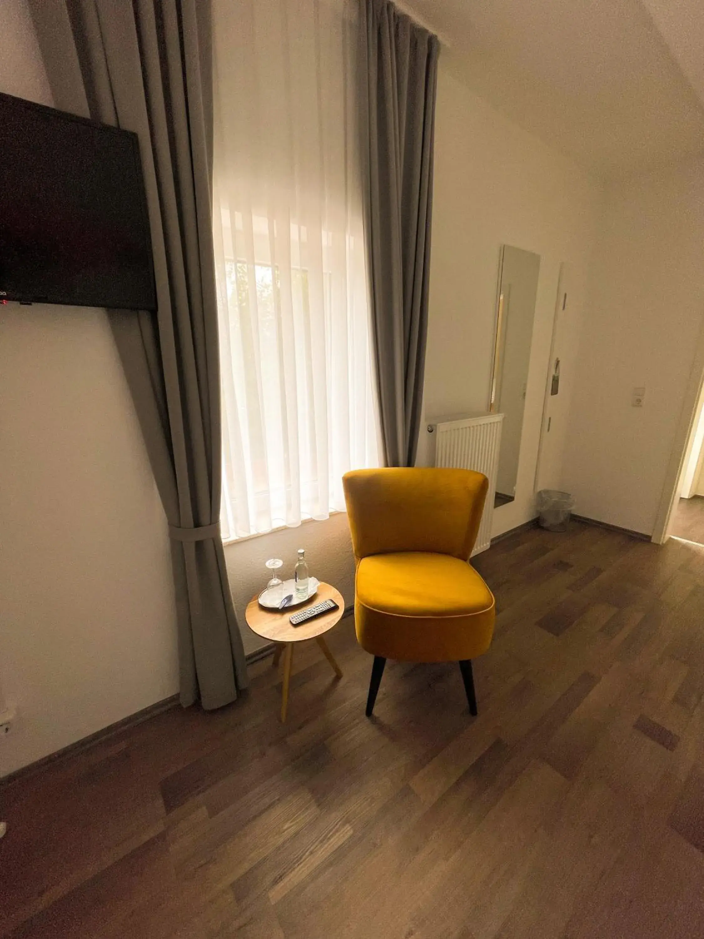 Standard Single Room in Hotel Kronenkurve Standard Single Room in Hotel Kronenkurve