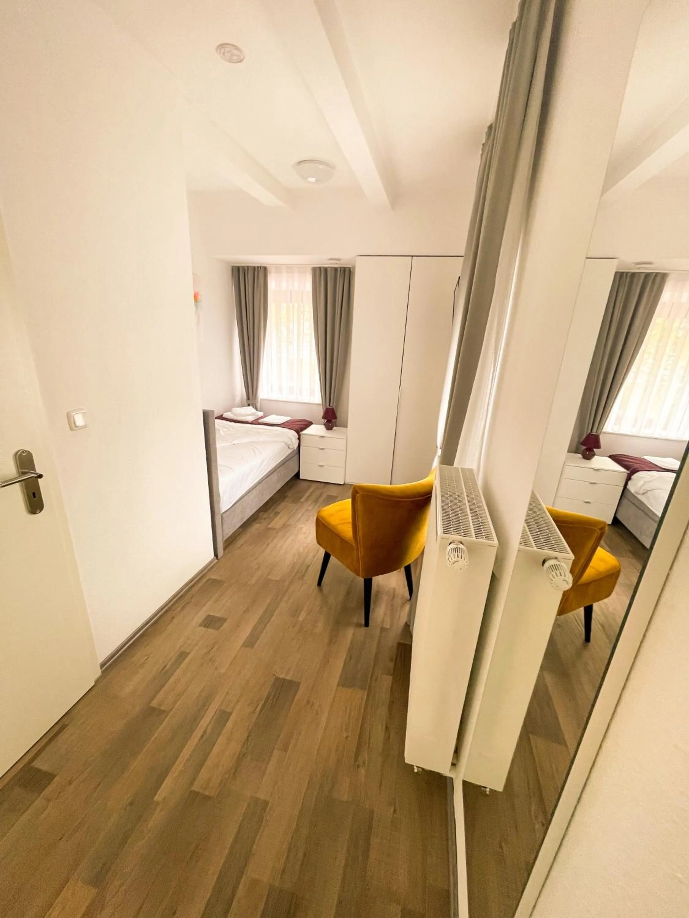 Photo of the whole room in Hotel Kronenkurve