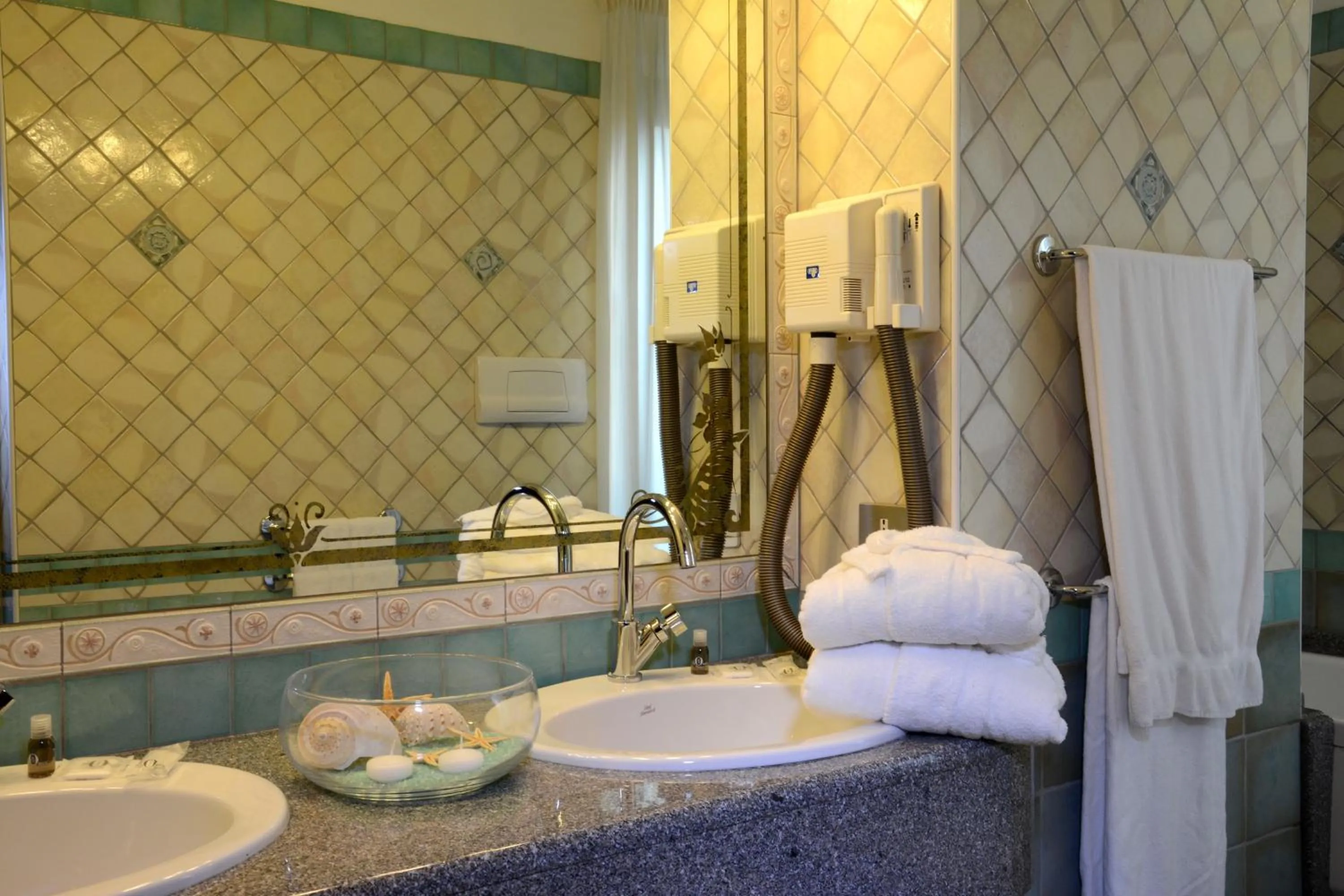 Bathroom in Hotel Orri