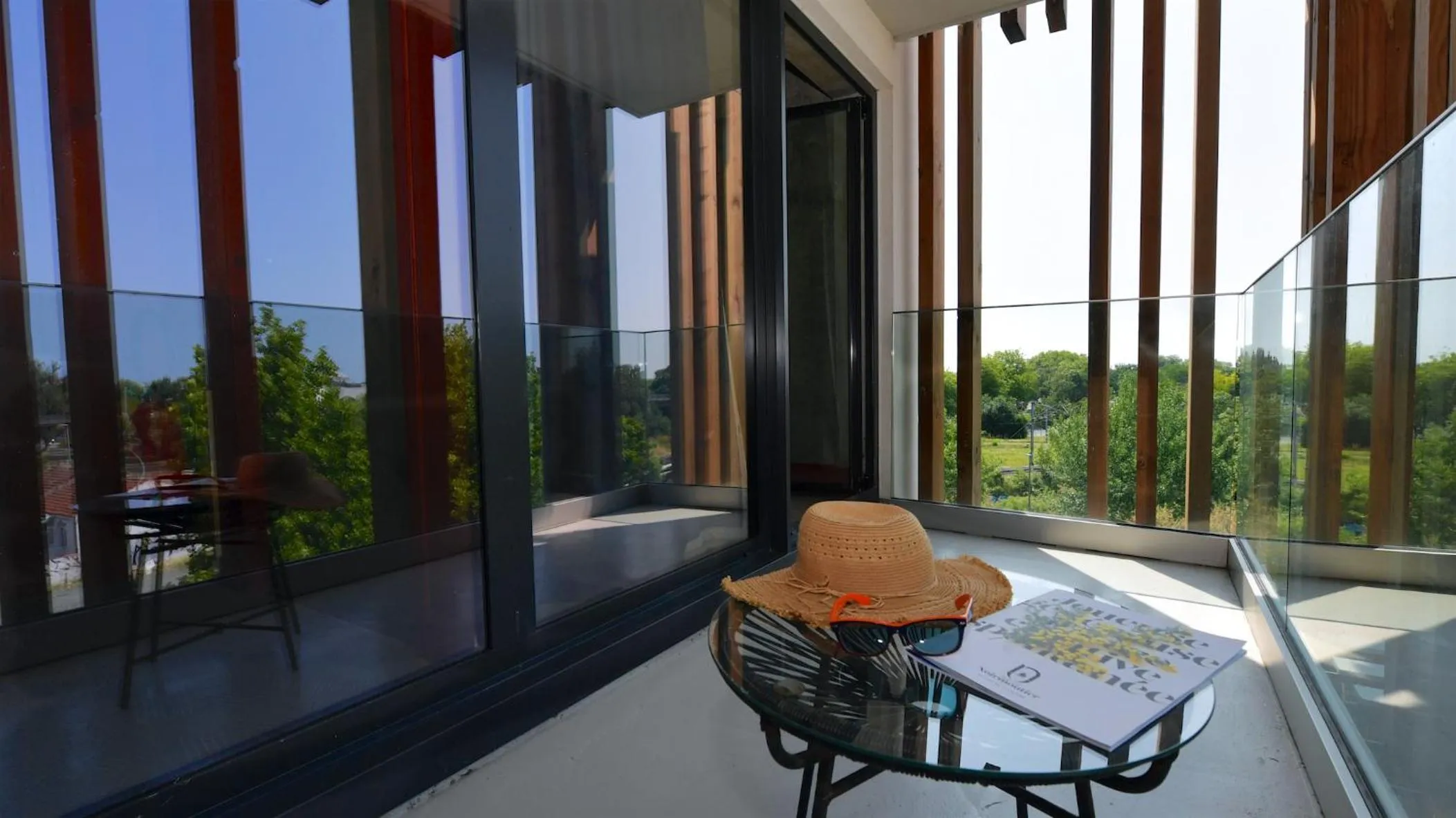 Balcony/Terrace in ibis Styles La Rochelle Centre Gare