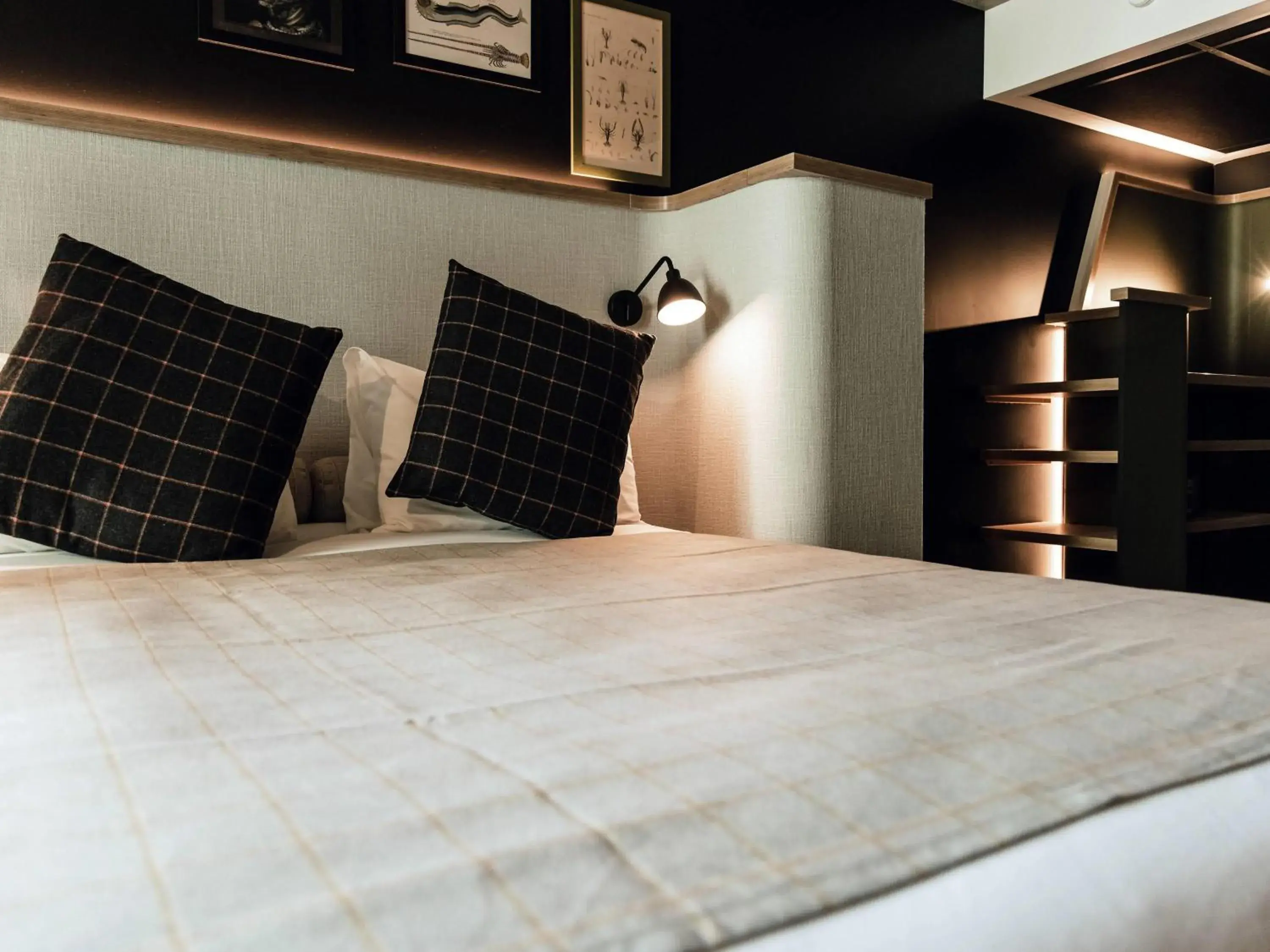 Bedroom, Bed in ibis Styles La Rochelle Centre Gare Bedroom, Bed in ibis Styles La Rochelle Centre Gare