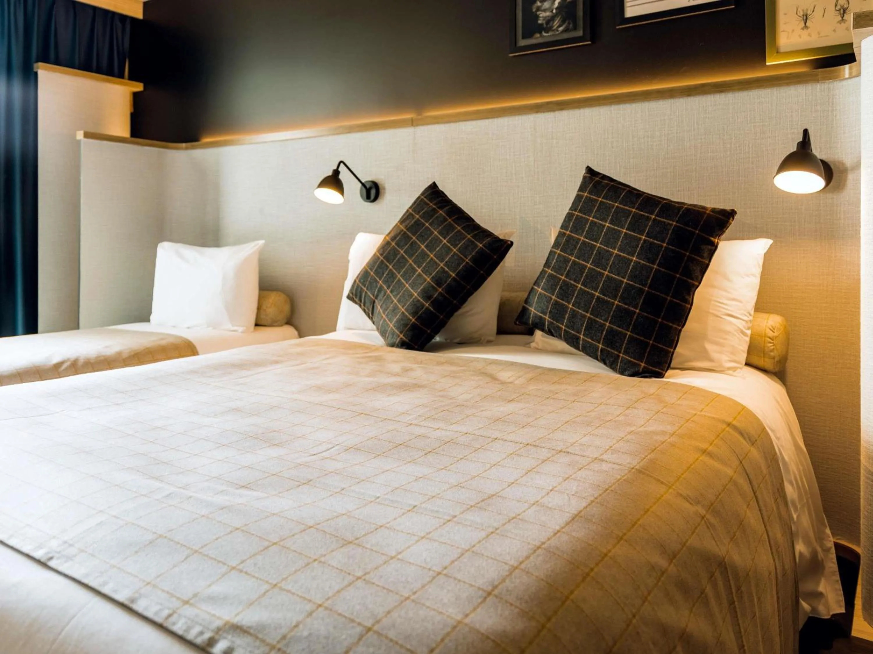 Bedroom, Bed in ibis Styles La Rochelle Centre Gare