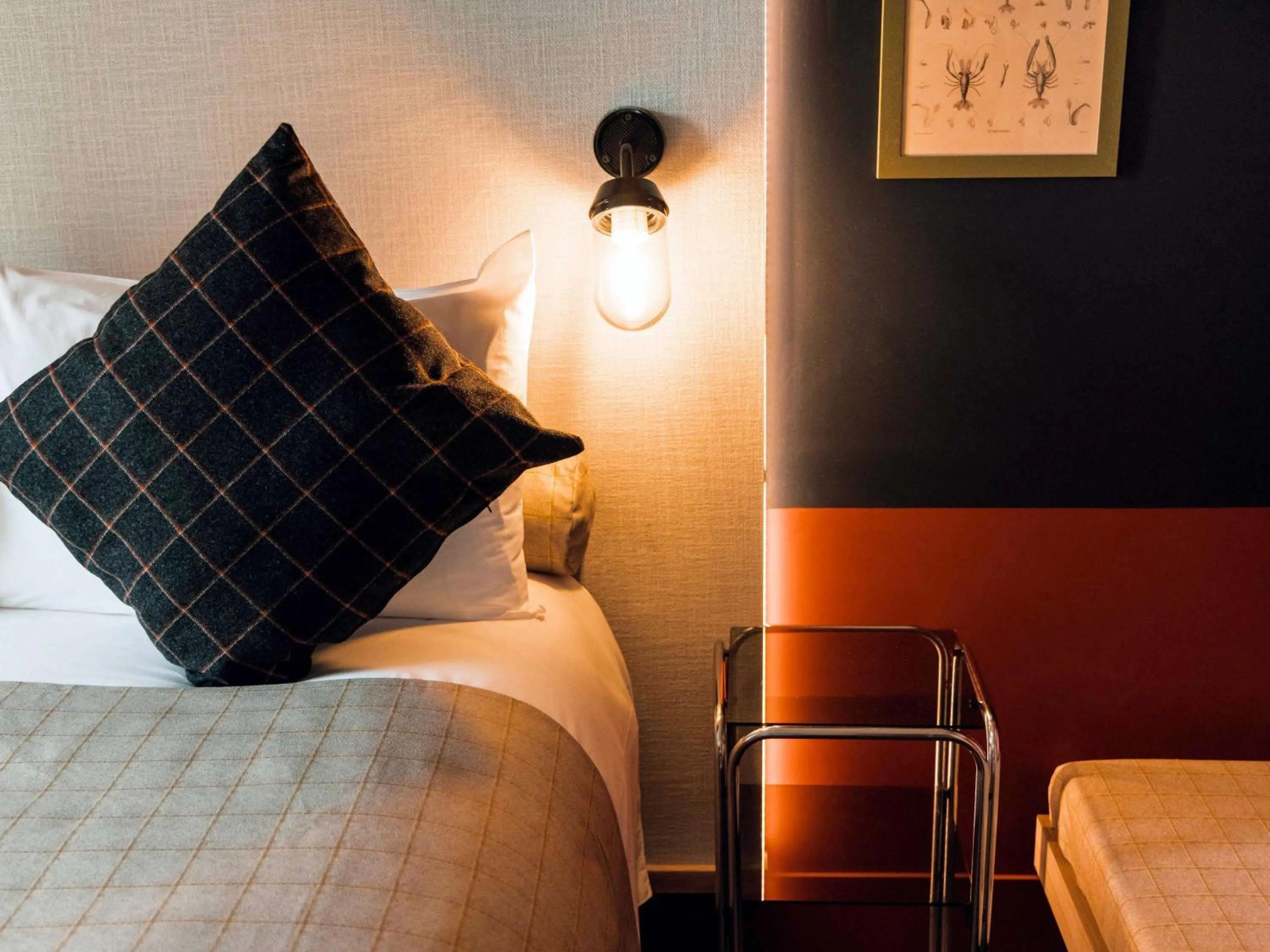 Bedroom, Bed in greet Hotel La Rochelle Centre