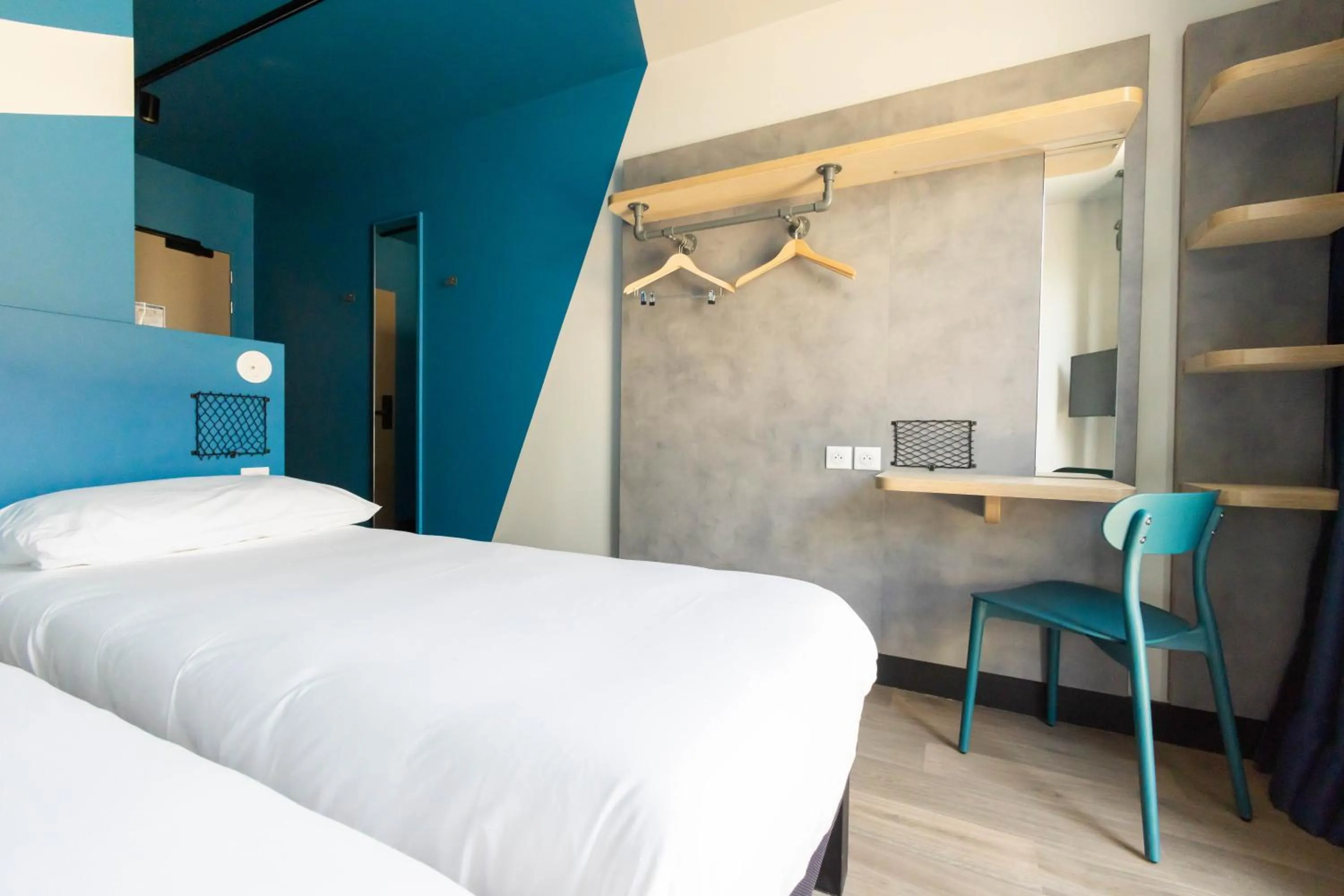 Bed in ibis Budget La Rochelle Centre gare