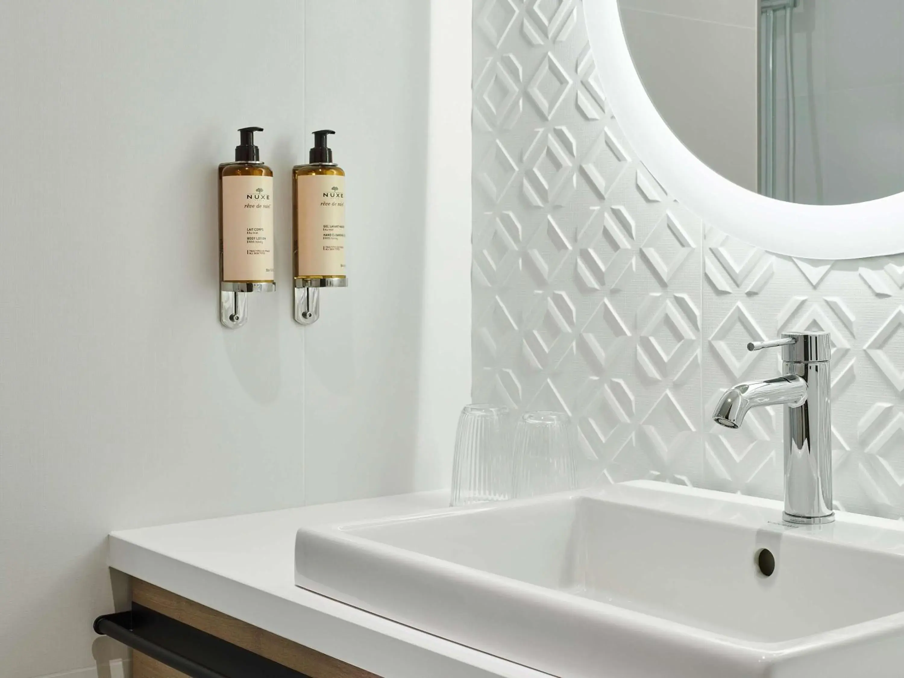 Bedroom in Mercure Hôtel Le Touquet Bedroom in Mercure Hôtel Le Touquet