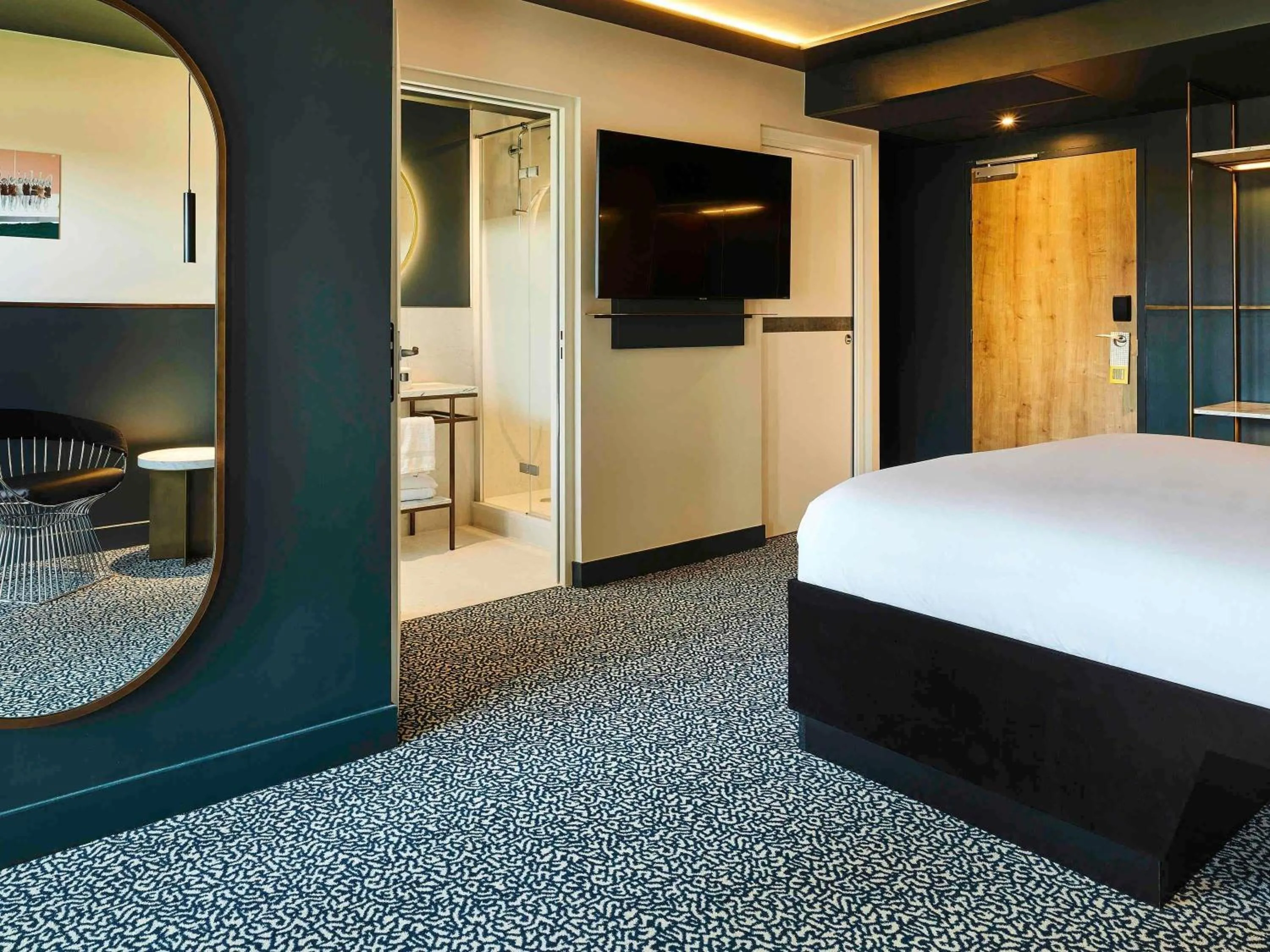 Bedroom, Bed in TRIBE Hôtel Le Touquet