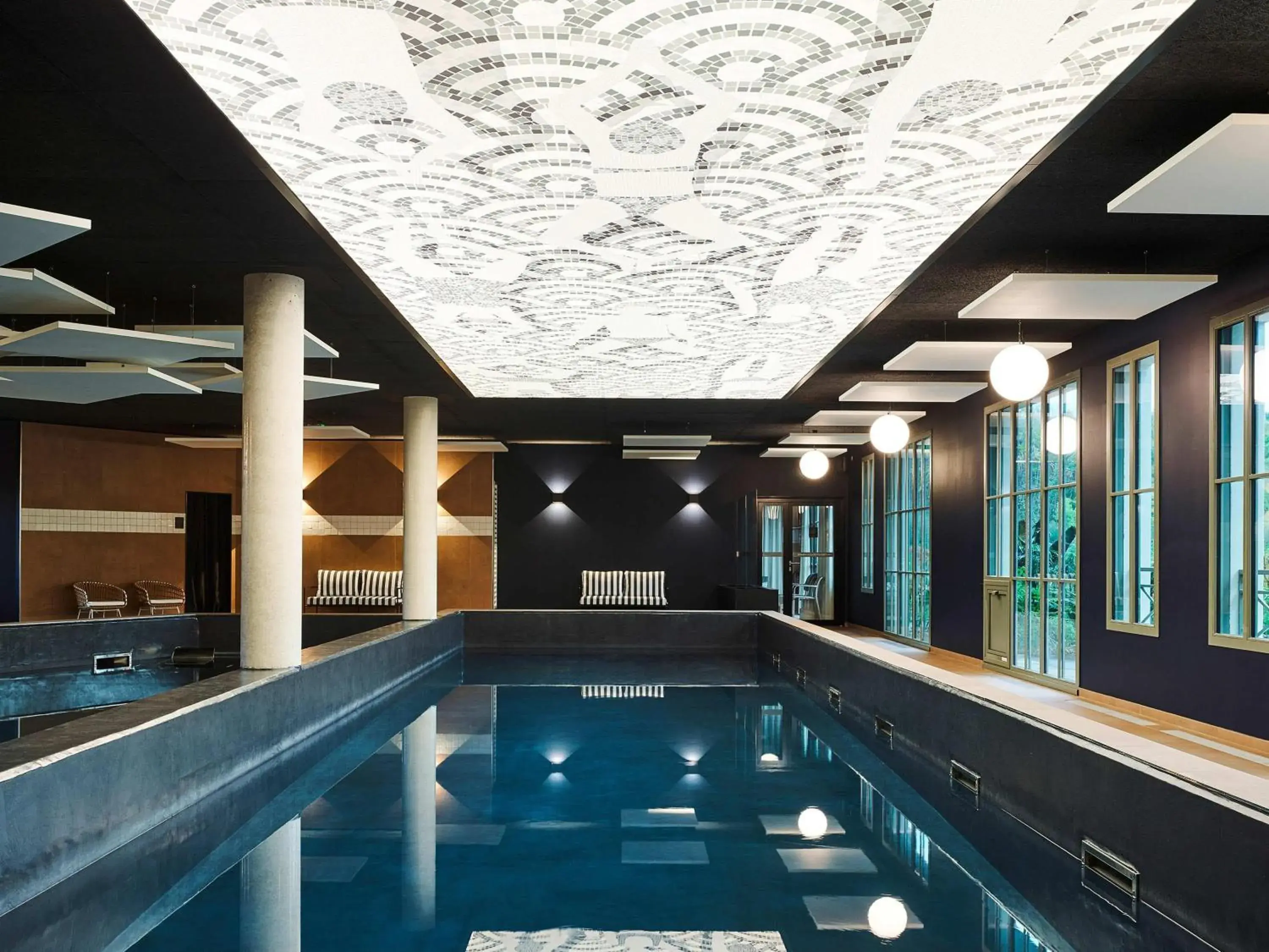 Pool view in TRIBE Hôtel Le Touquet Pool view in TRIBE Hôtel Le Touquet