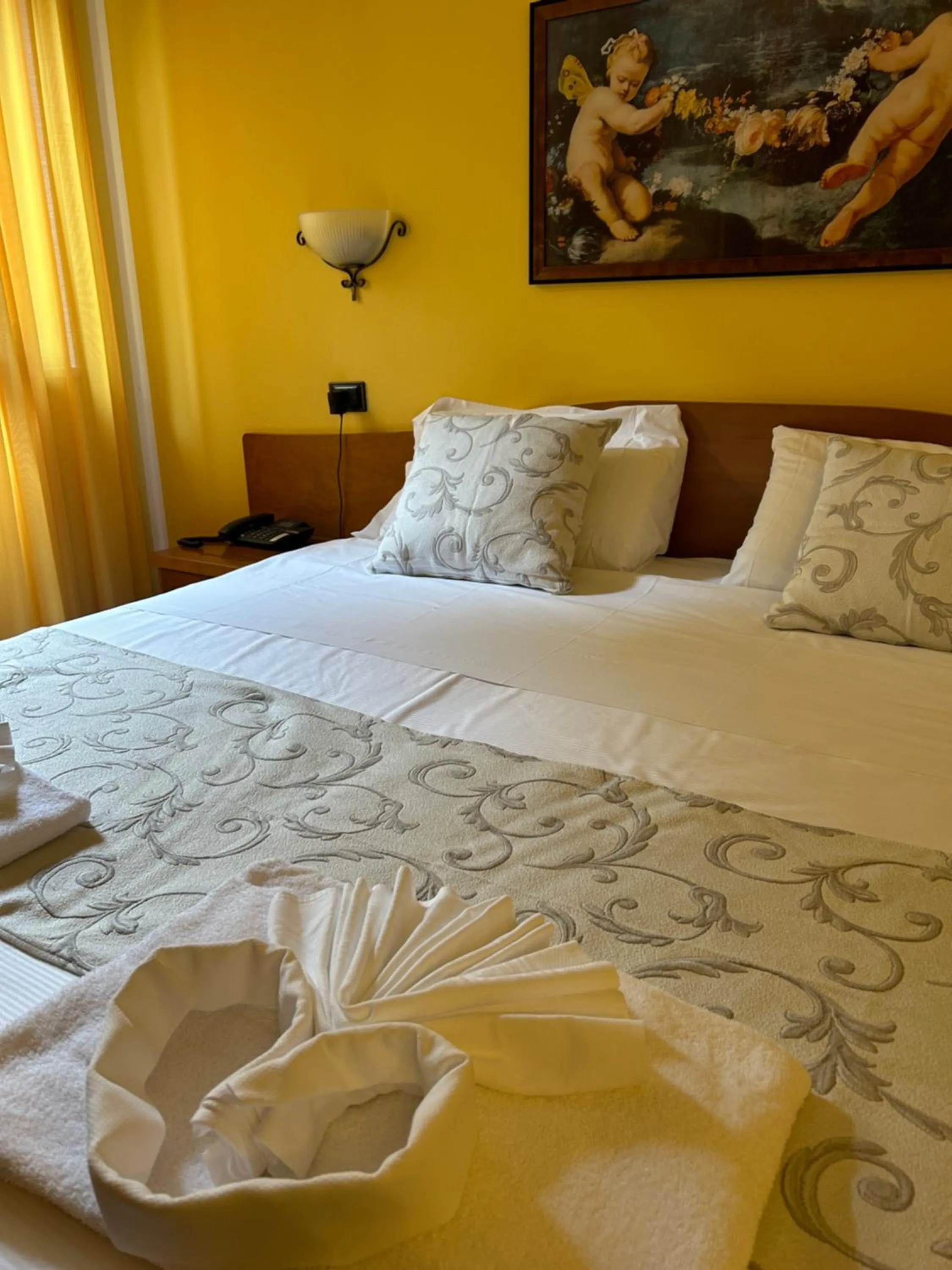 Bed in Hotel Duca Della Corgna