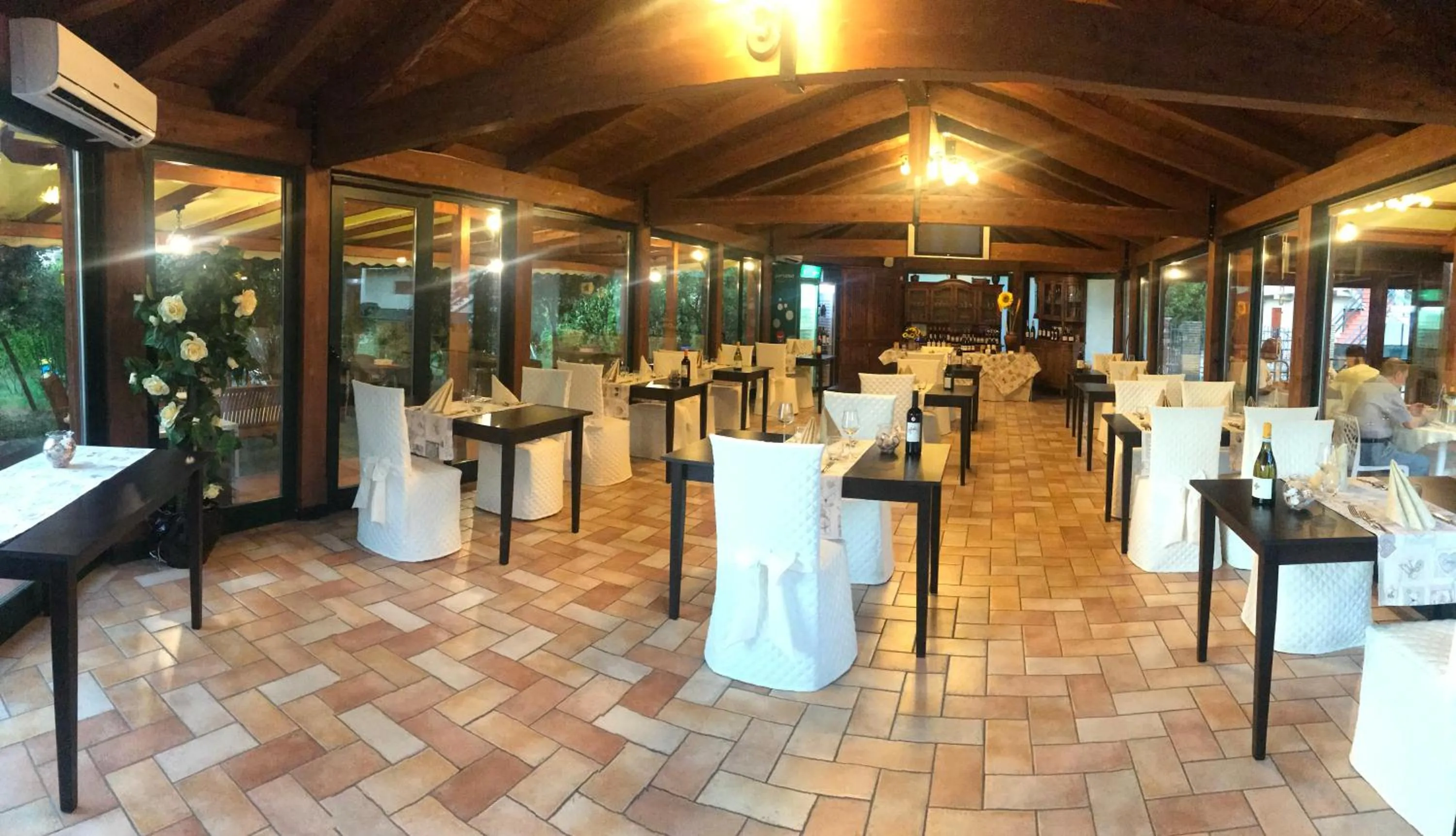 Restaurant/places to eat in Hotel Duca Della Corgna