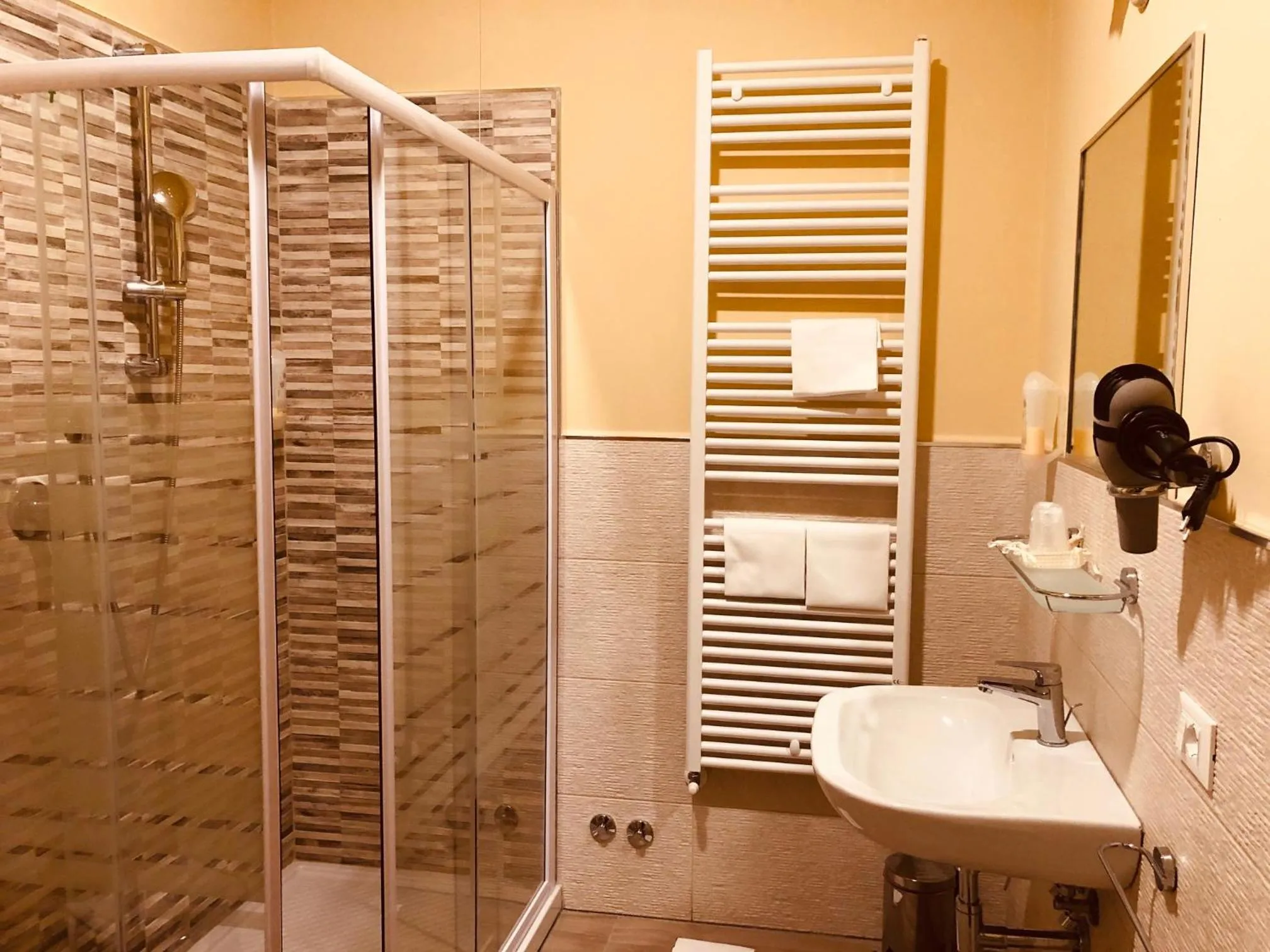 Bathroom in Hotel Duca Della Corgna