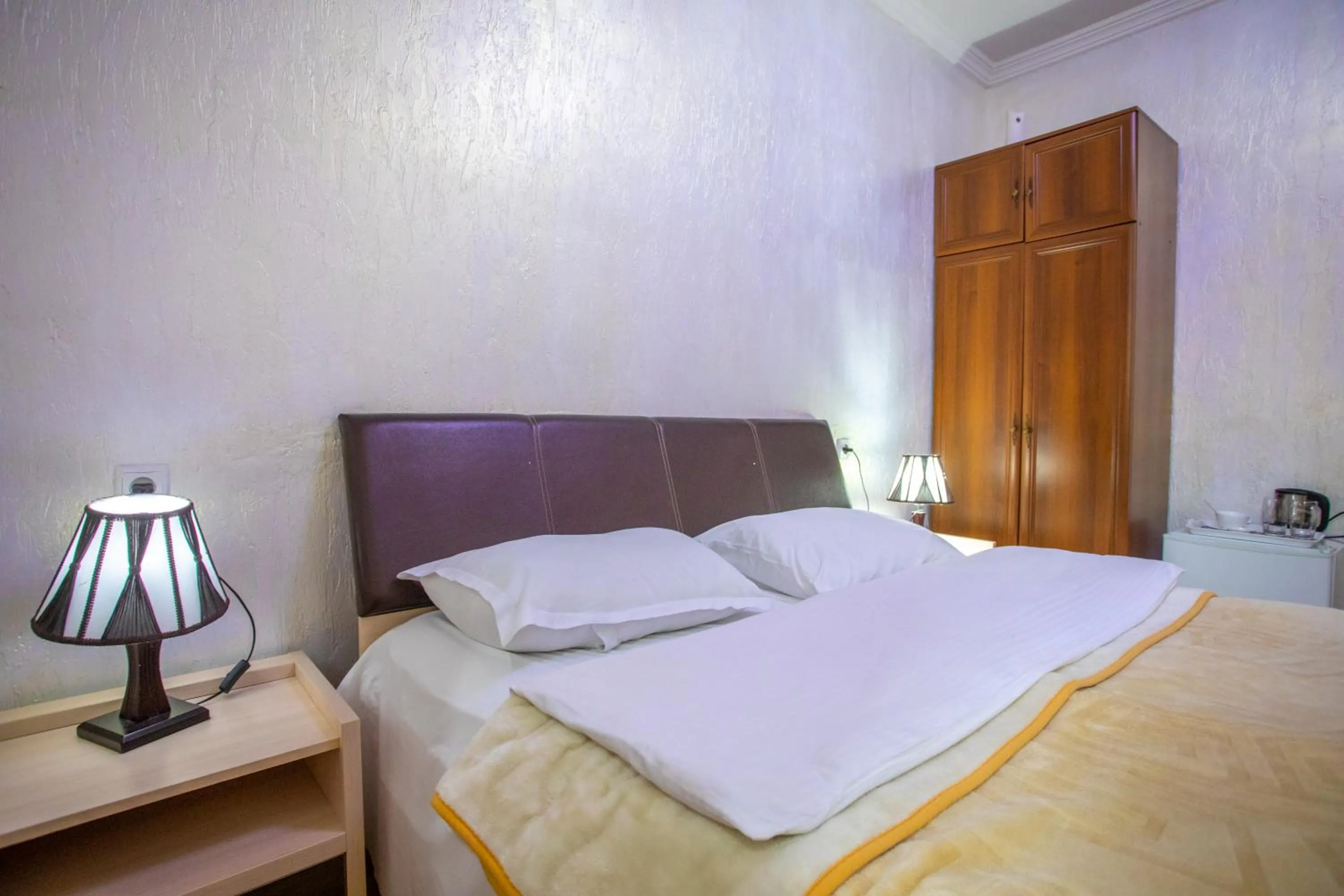 Bed in HOTEl MKUDRO