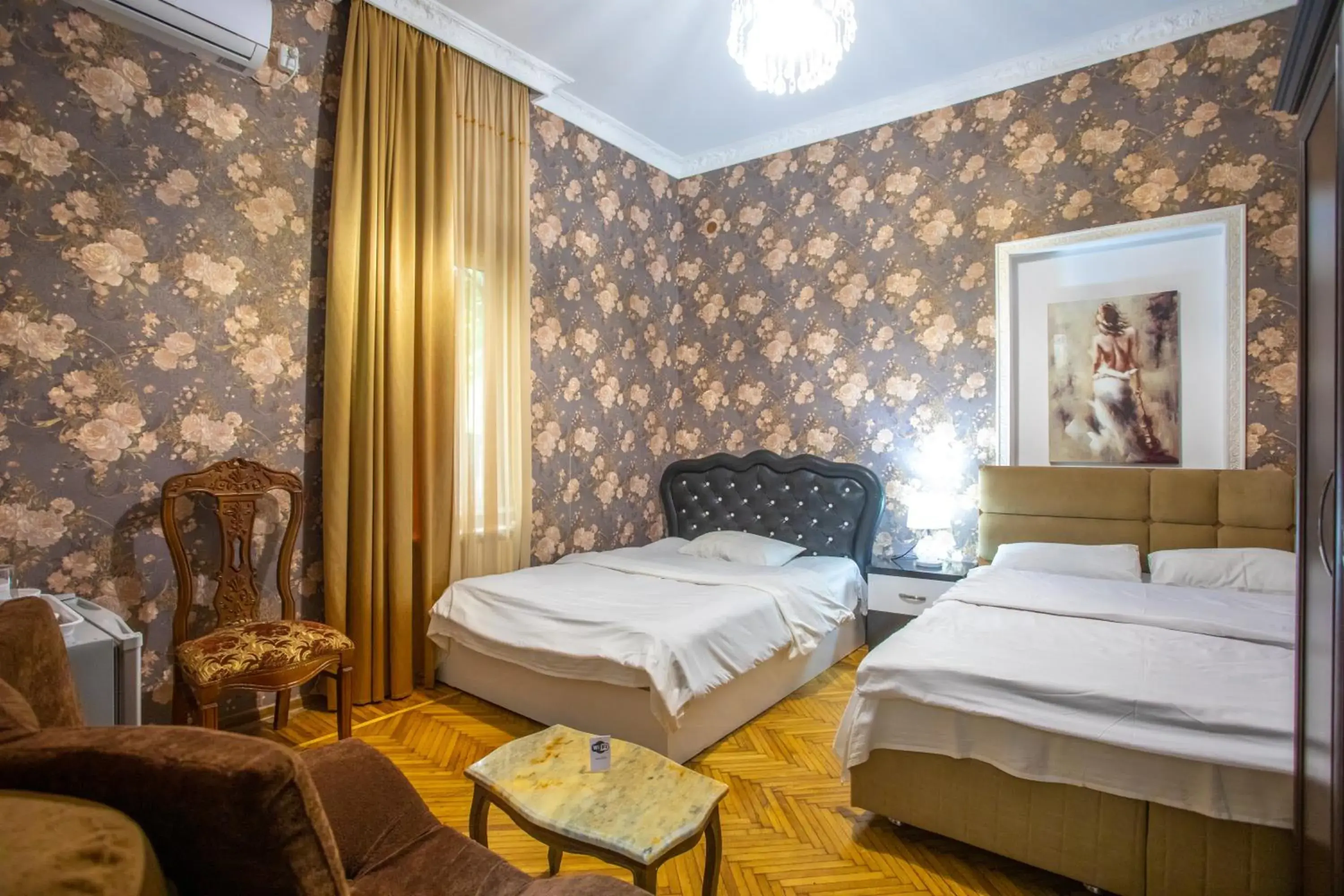 Twin Room in HOTEl MKUDRO Twin Room in HOTEl MKUDRO
