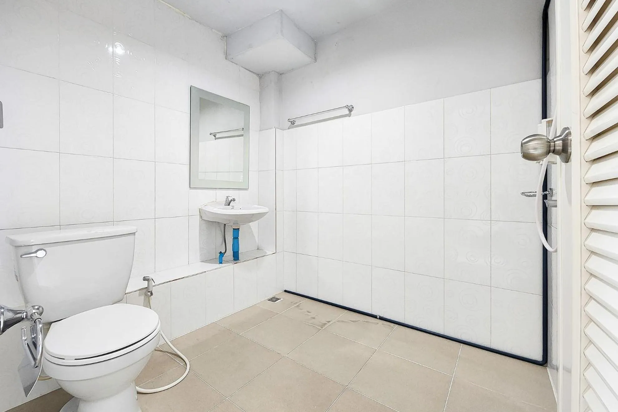 Bathroom in Freesia Bangphi Guest House