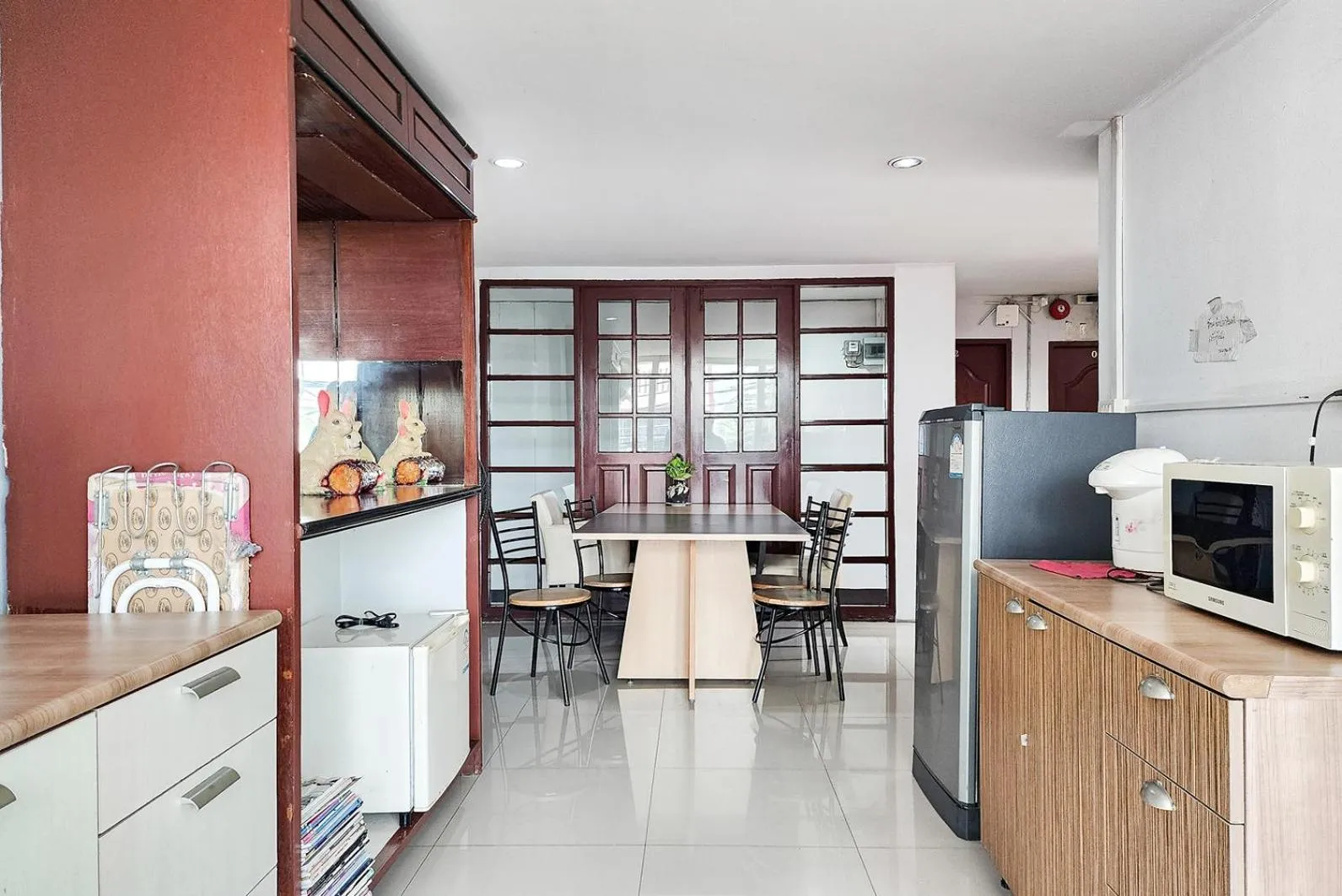 Kitchen or kitchenette in Freesia Bangphi Guest House