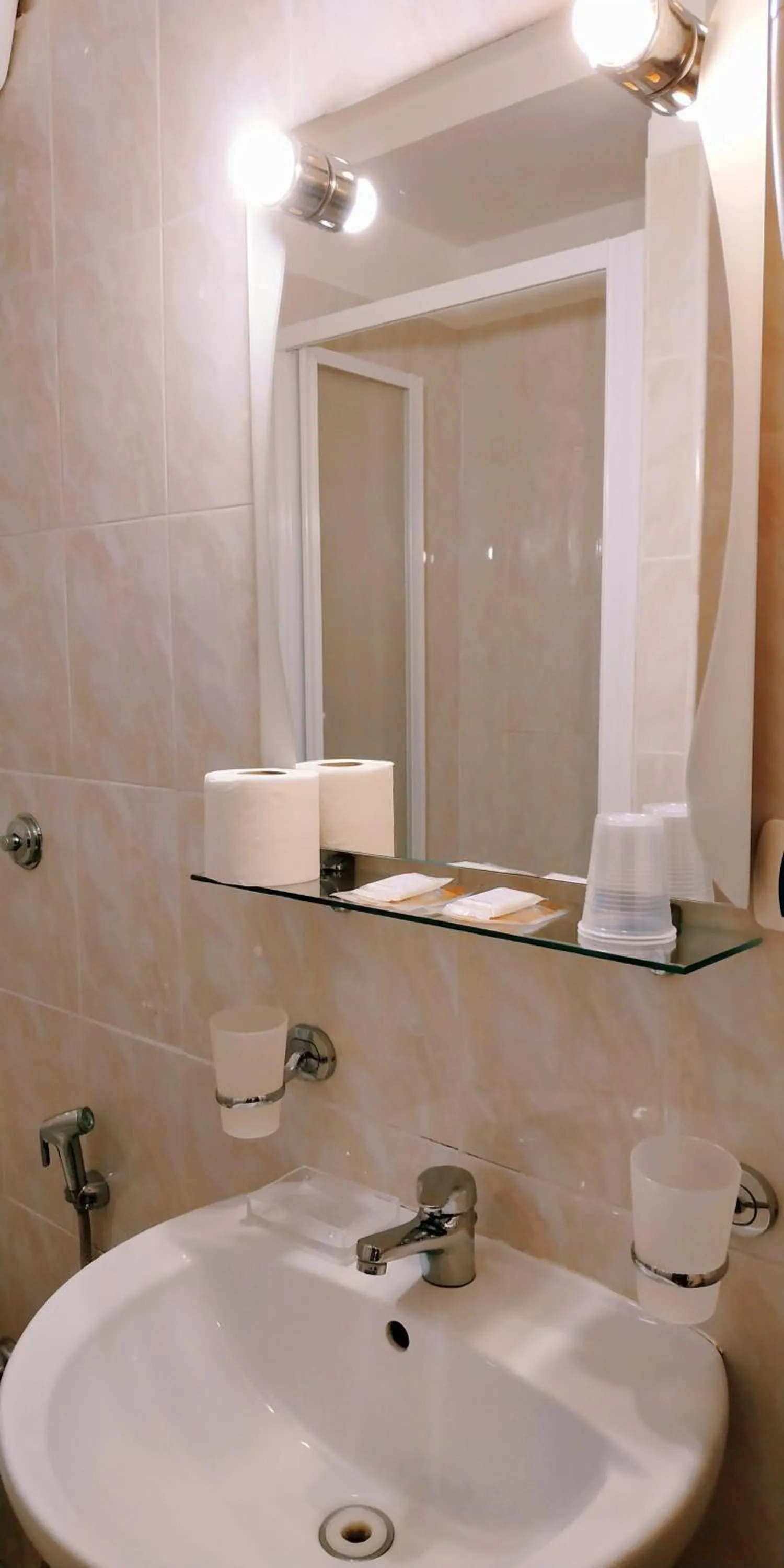 Bathroom in Hotel Everest