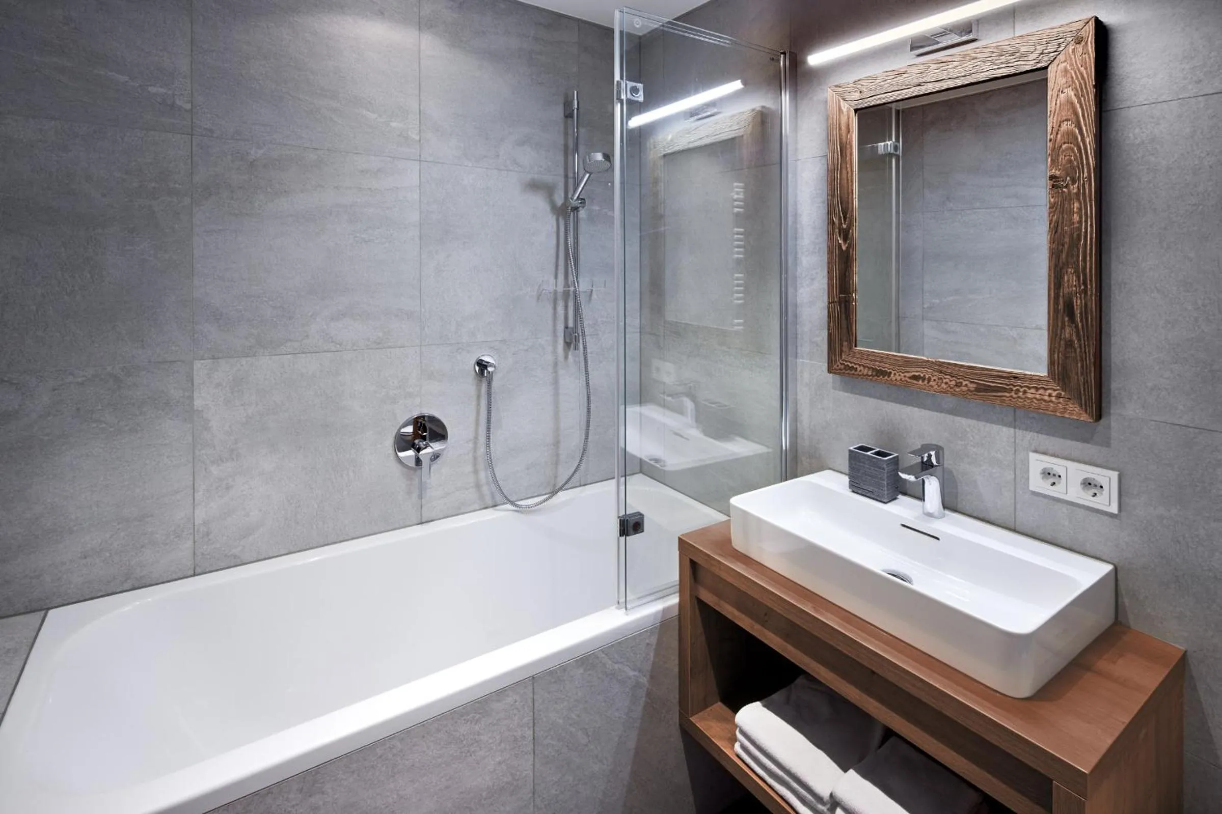 Shower in Alpin Residenzen Buchensteinwand St. Ulrich by Alpina-Holiday