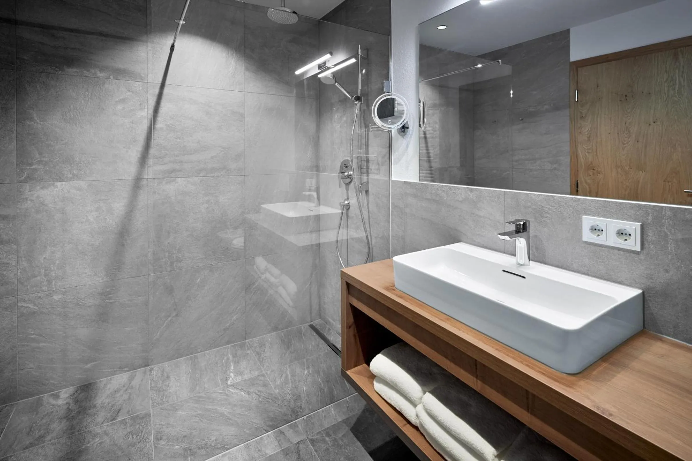 Shower in Alpin Residenzen Buchensteinwand St. Ulrich by Alpina-Holiday