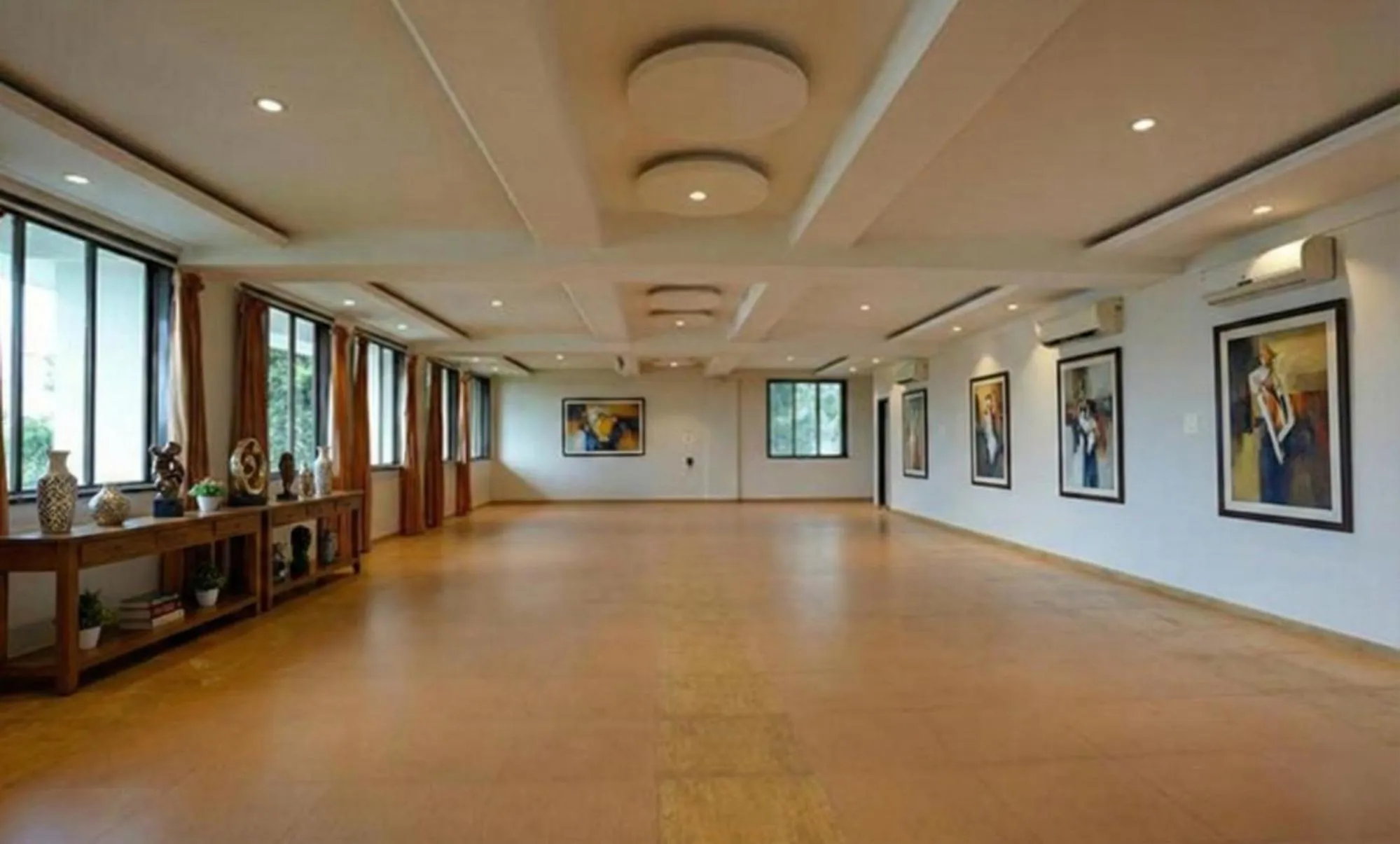 Lobby or reception in FabHotel Prime Rester Select Chakan