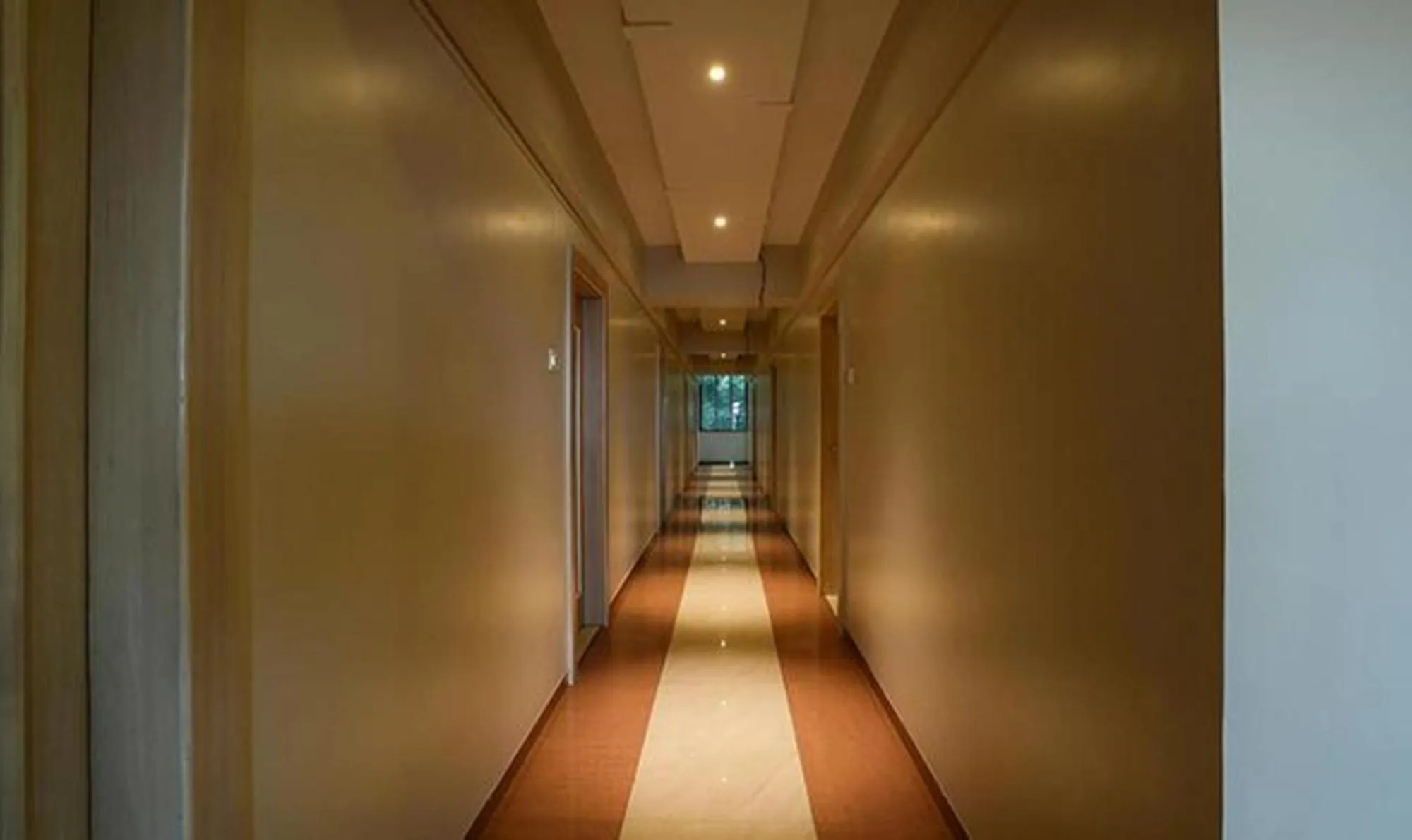 Lobby or reception in FabHotel Prime Rester Select - in chakan