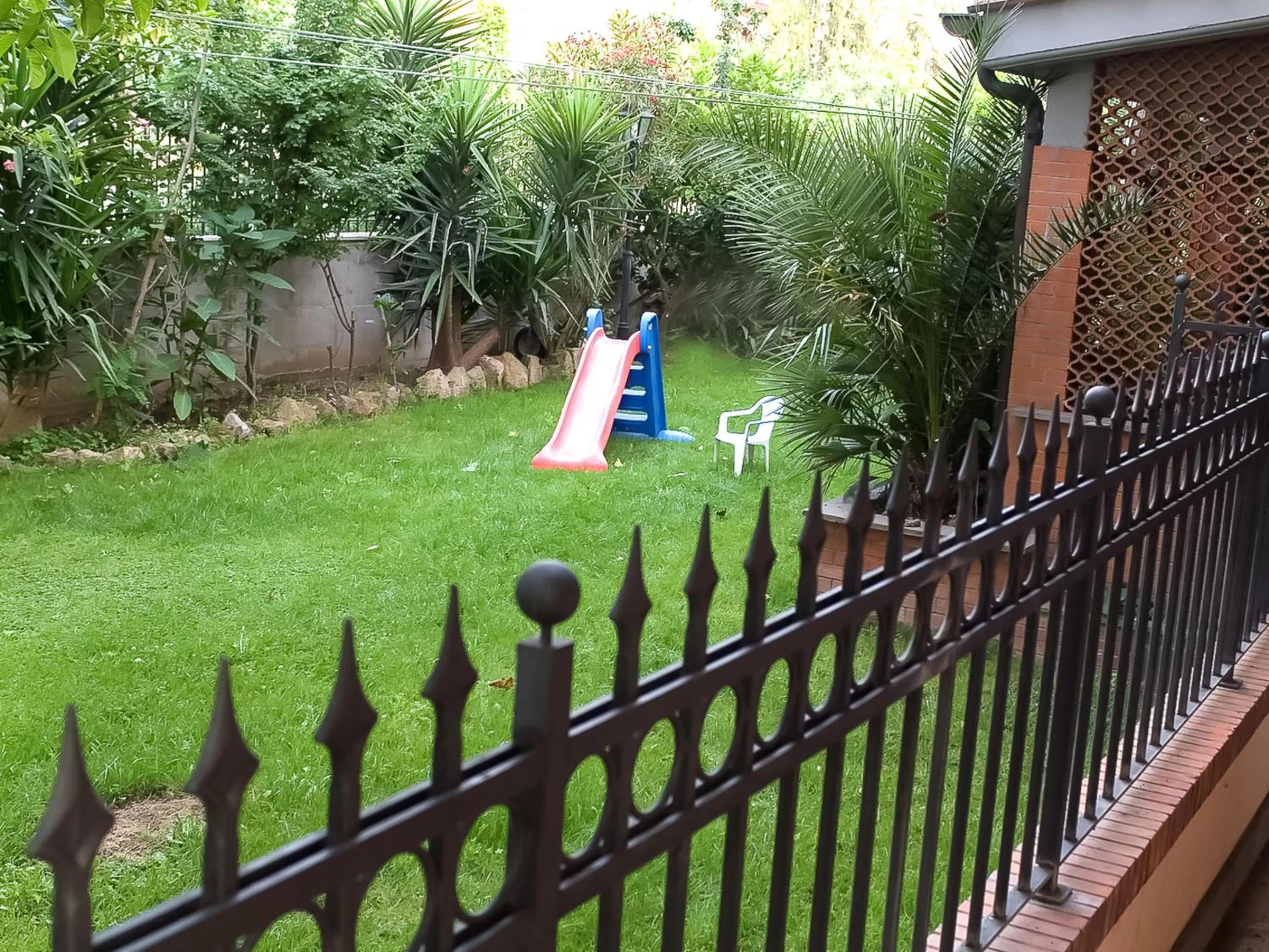 Garden view in Hotel Louis II