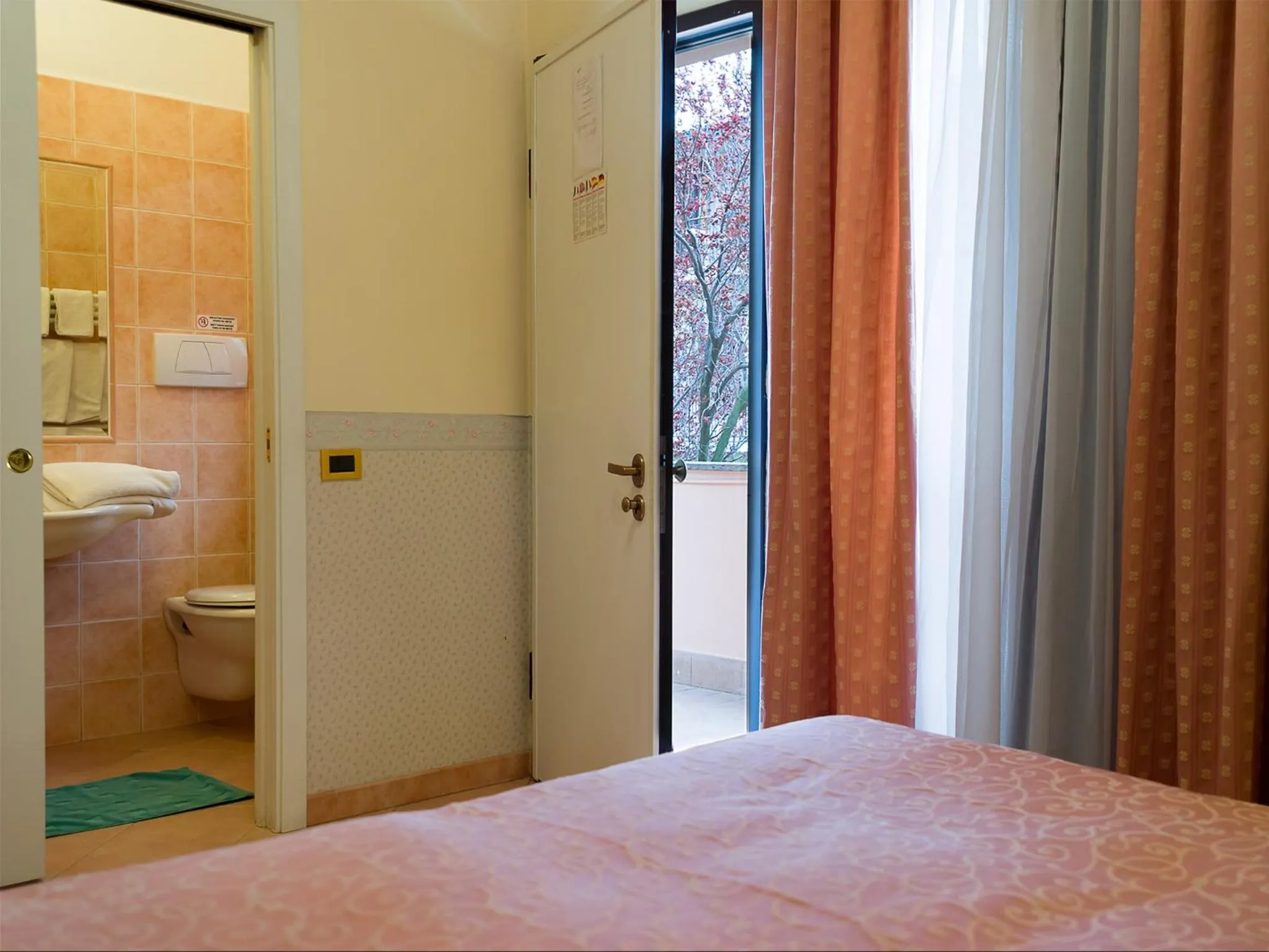 Bed in Hotel Louis II