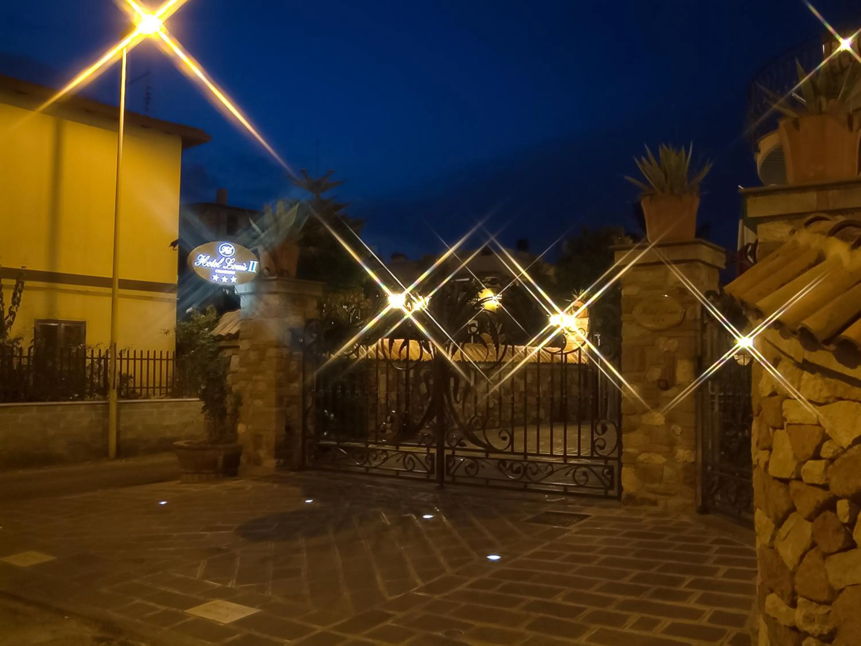 Facade/entrance in Hotel Louis II