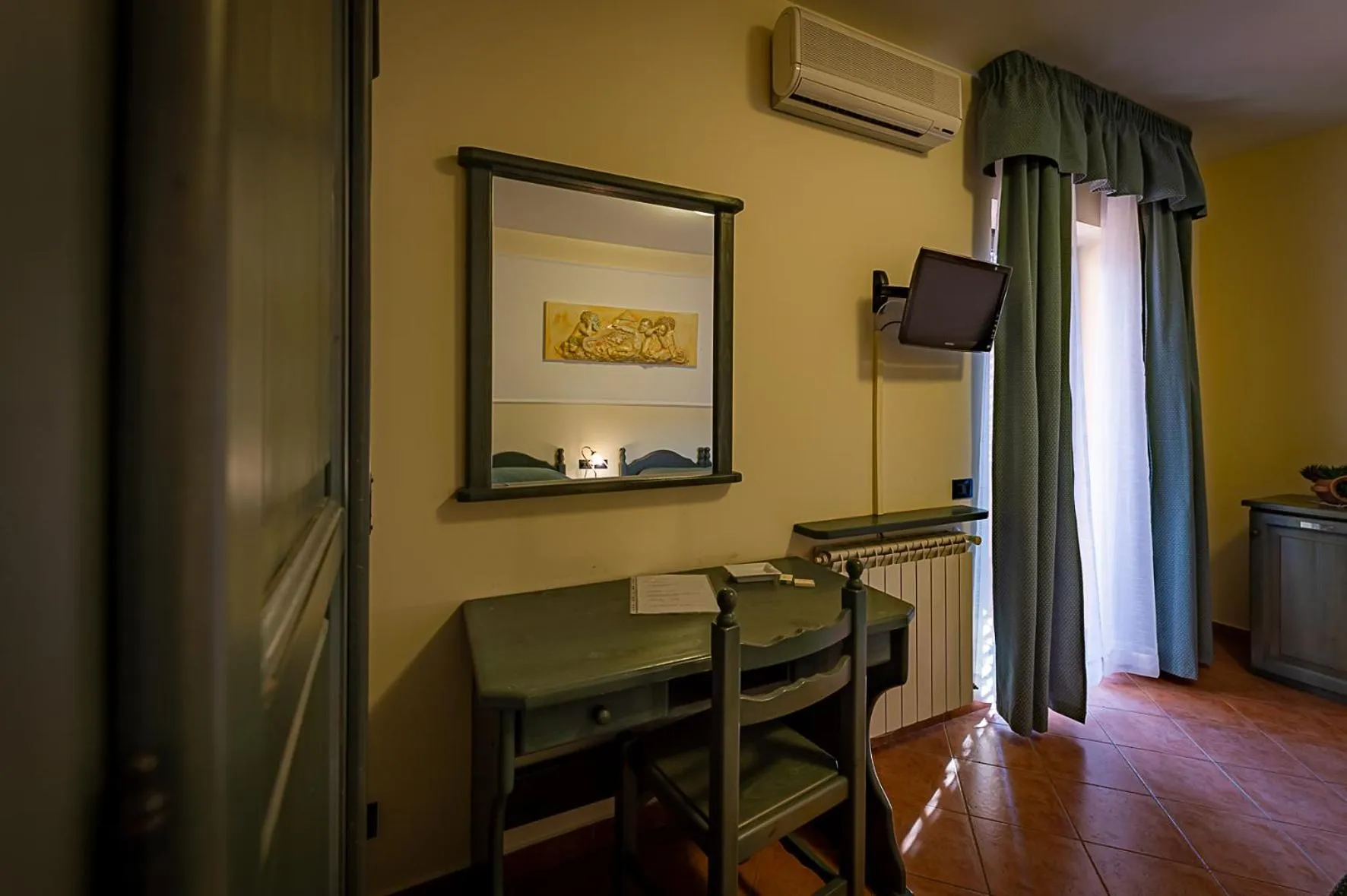 Seating area in Hotel Louis II