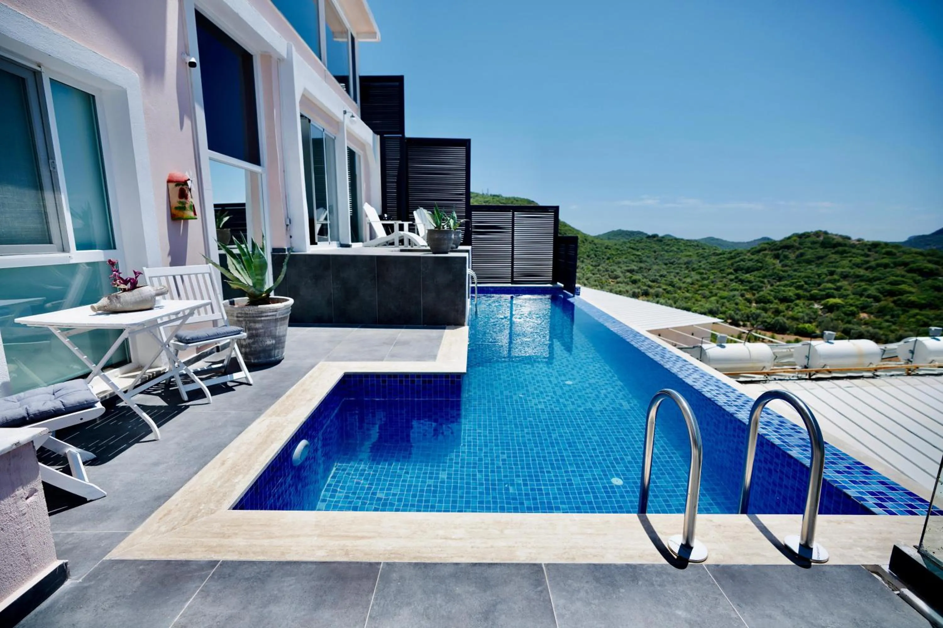 Swimming pool in VİLLA ÇAPA