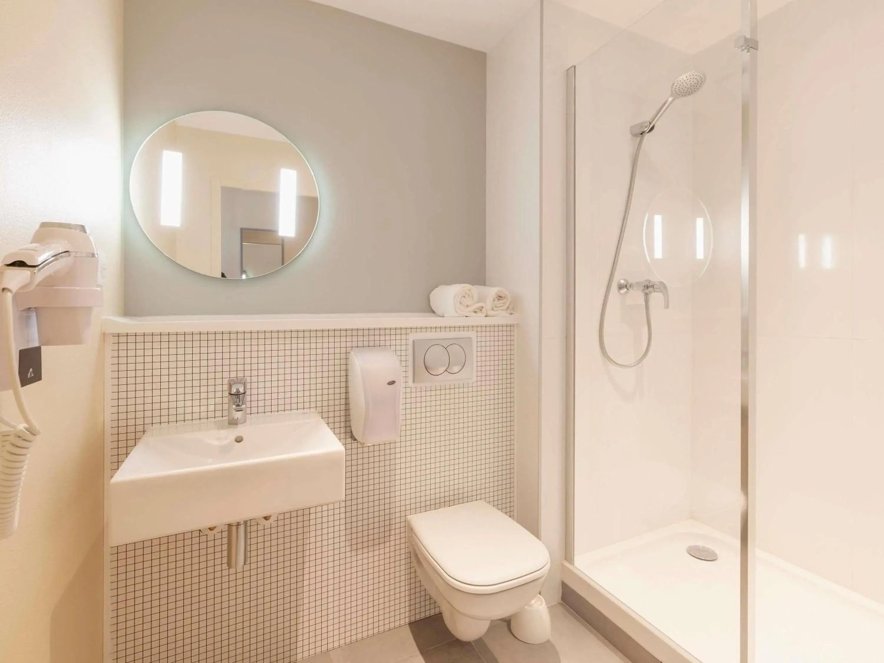 Standard Twin Room in Hotel ibis Mont De Marsan Standard Twin Room in Hotel ibis Mont De Marsan