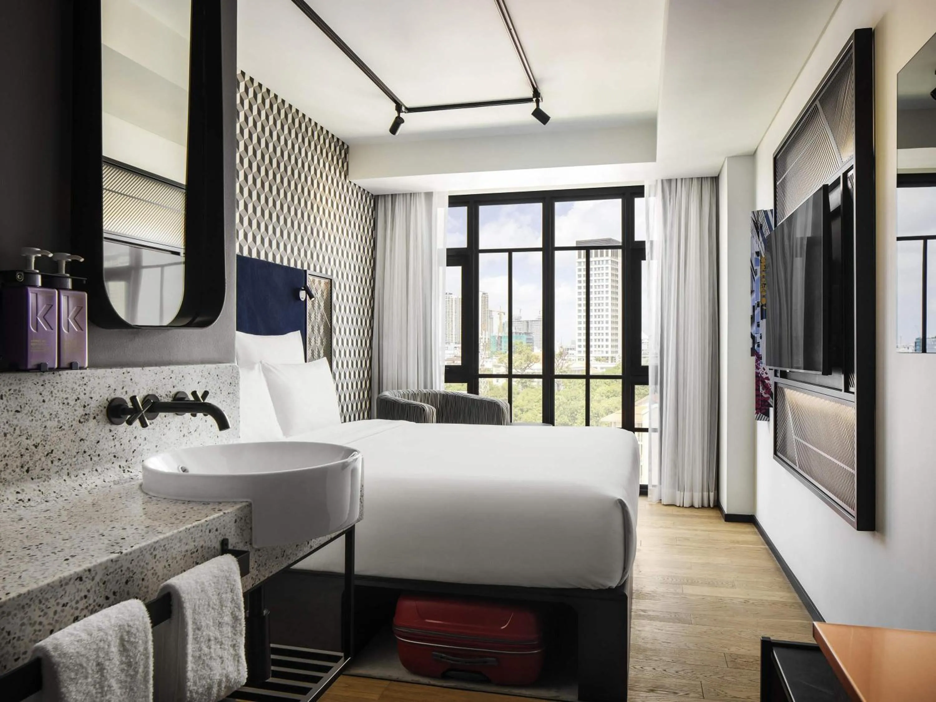 Bedroom, Bed in TRIBE Phnom Penh Post Office