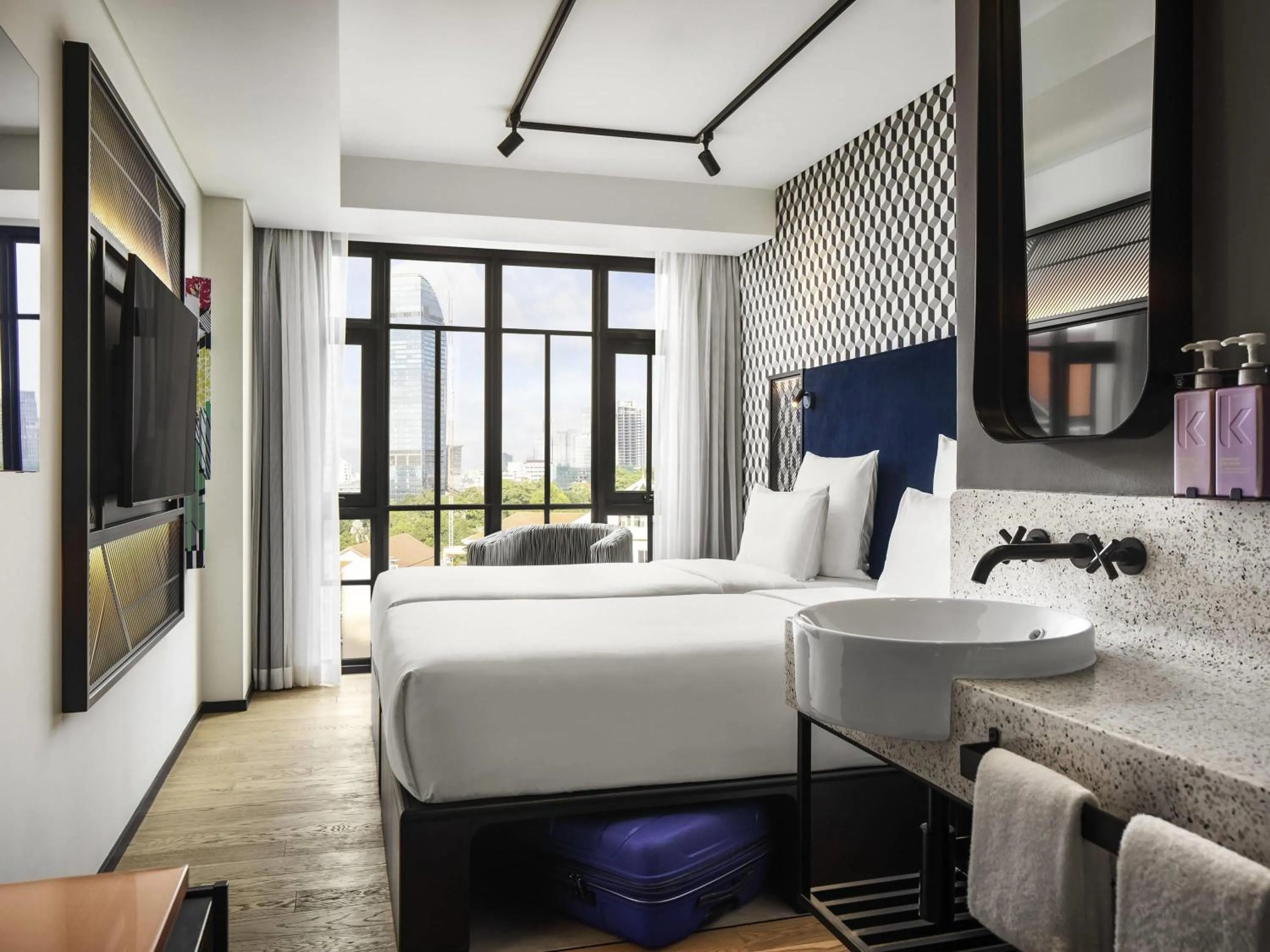 Bedroom, Bed in TRIBE Phnom Penh Post Office