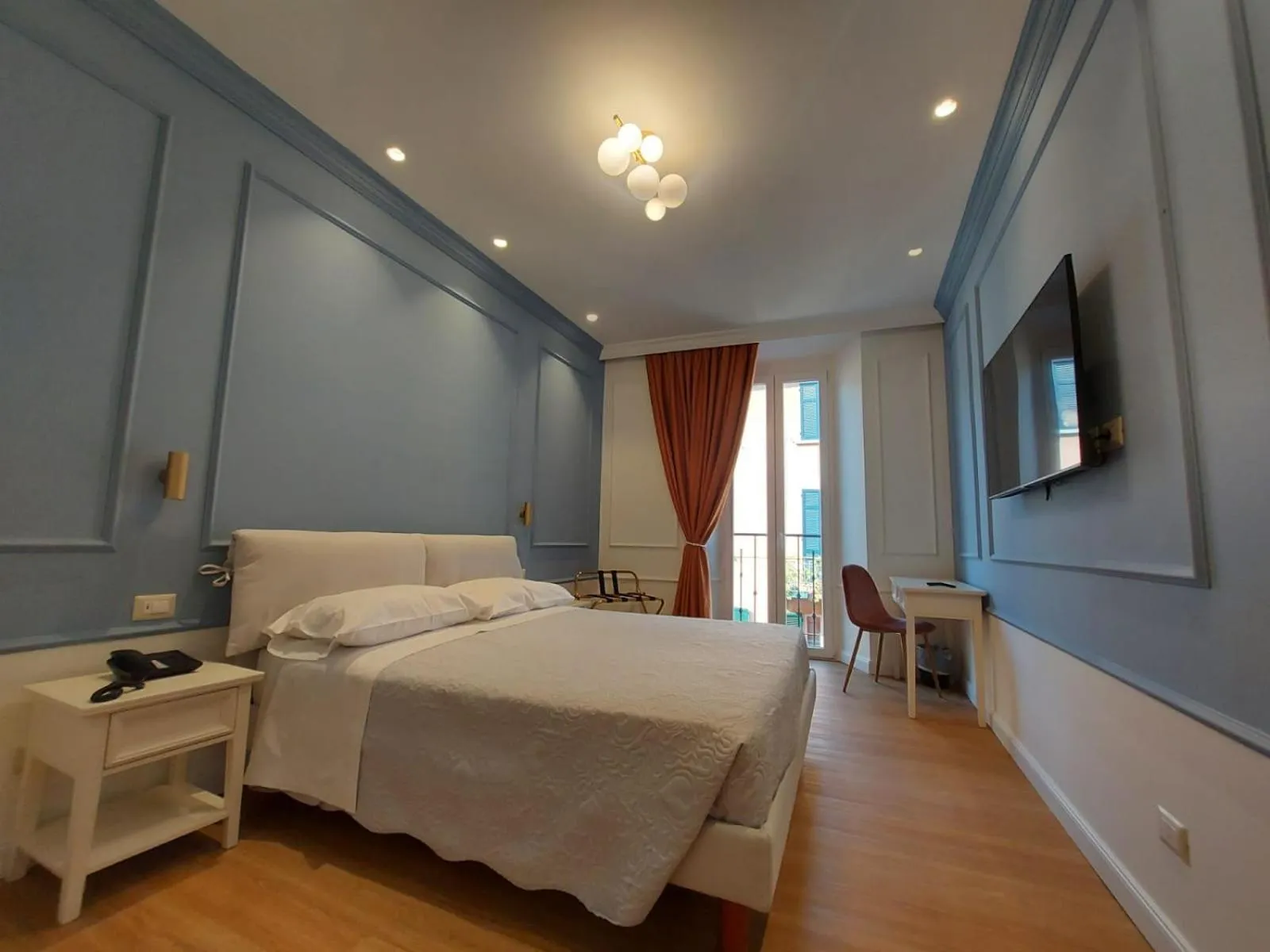 Photo of the whole room, Bed in Hotel Borgovico